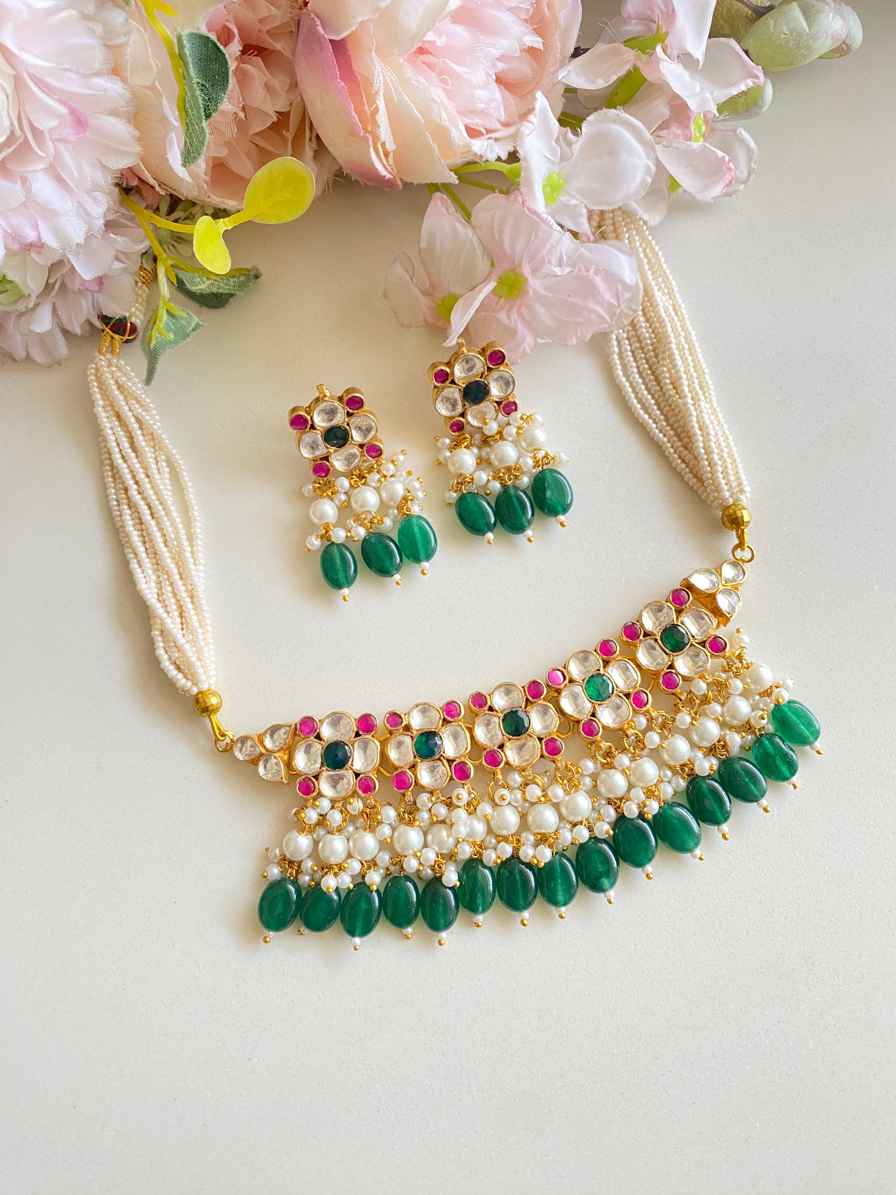 Gold plated Kundan Choker Set in Green Drops