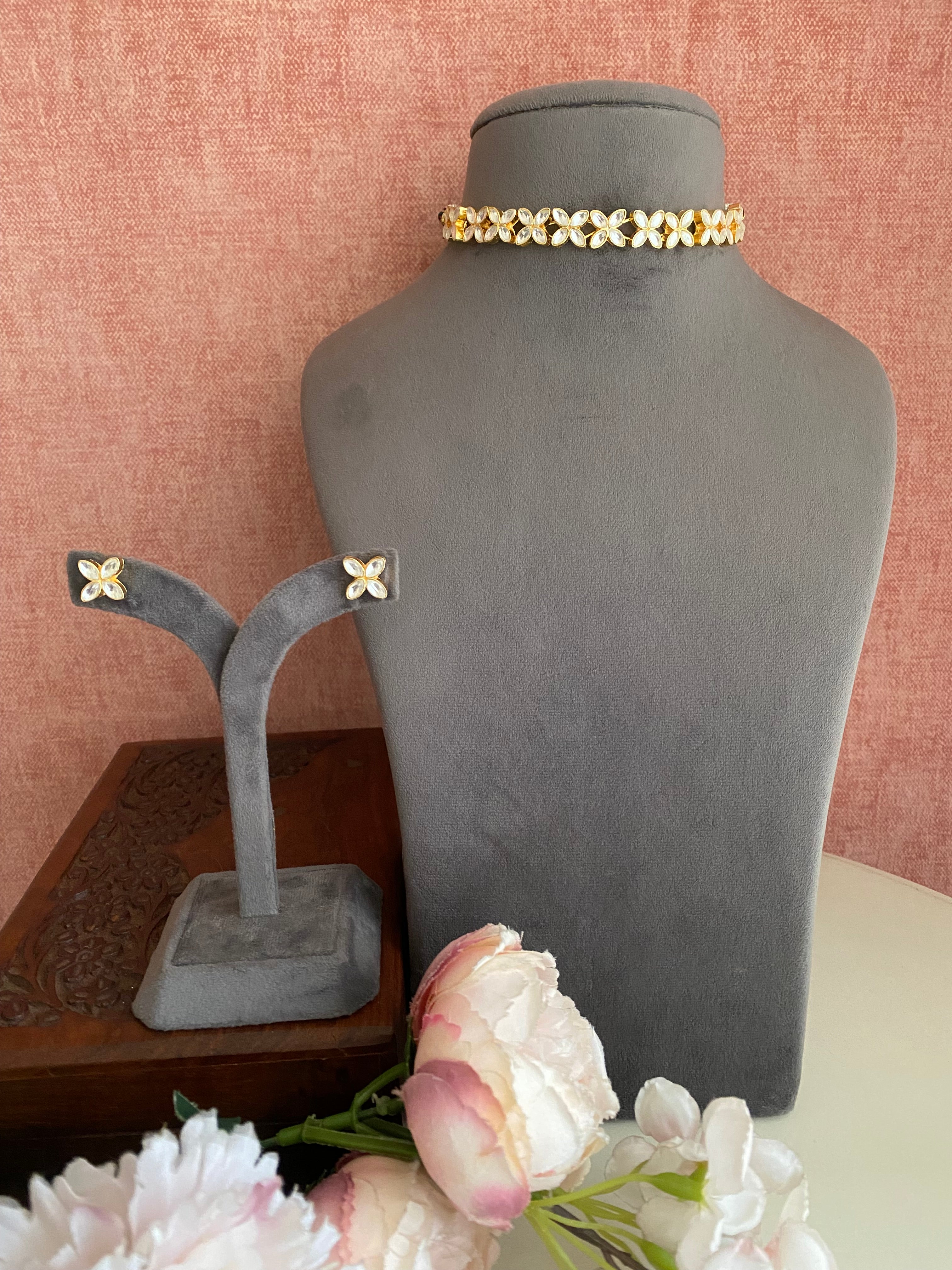 Gold plated Kundan Necklace