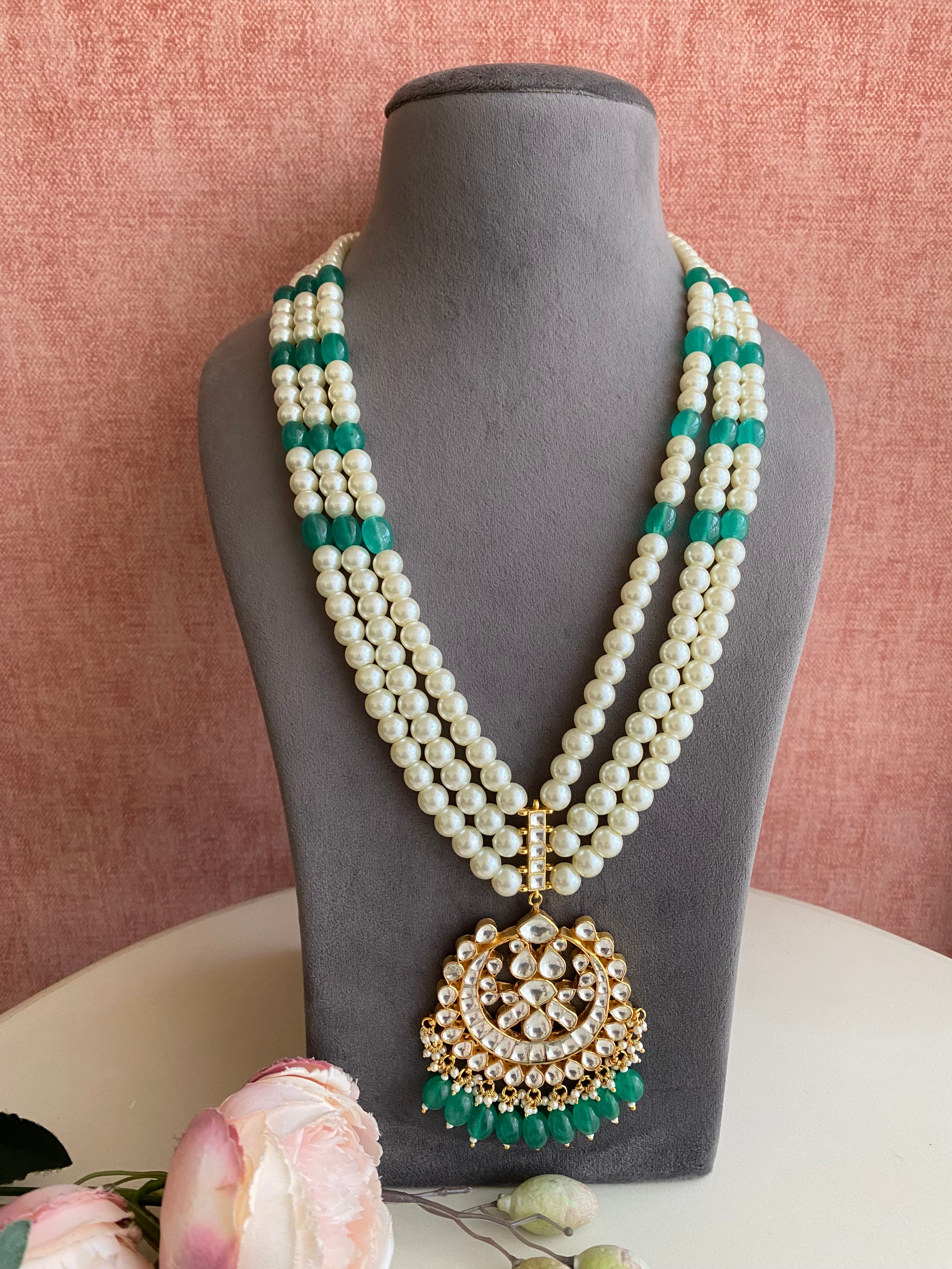 Gold plated Kundan Necklace