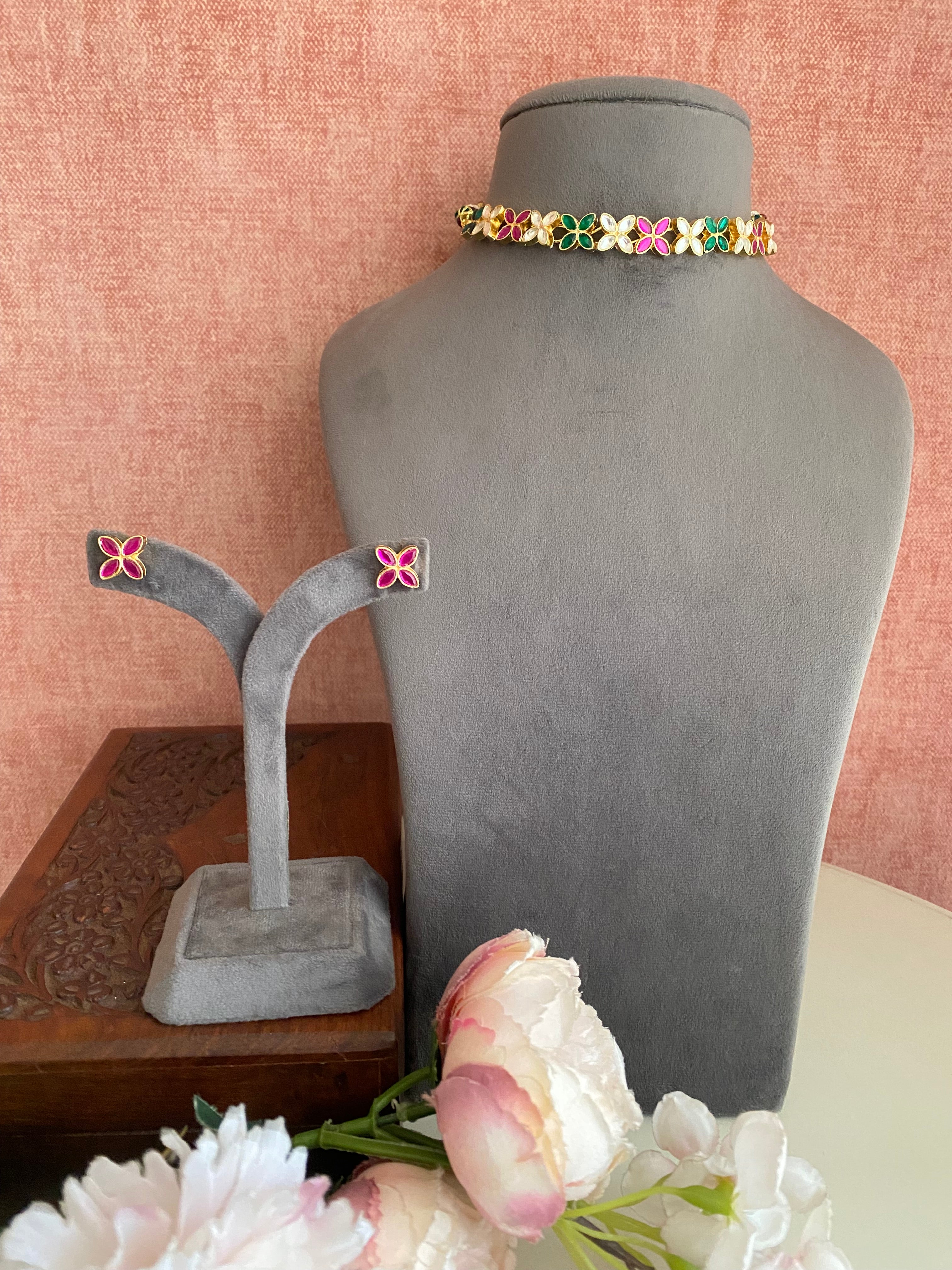 Gold plated Kundan Necklace