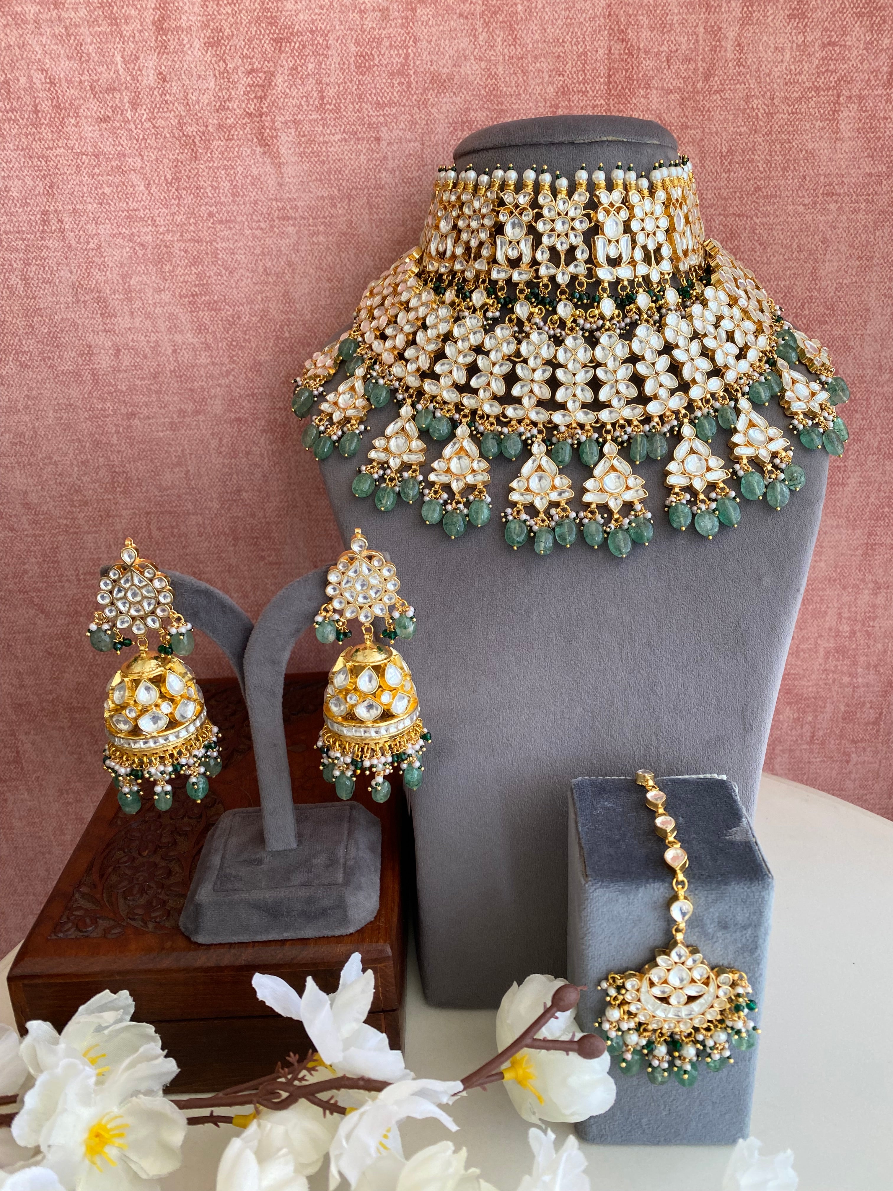 Kundan Gold plated Bridal set in Pearl