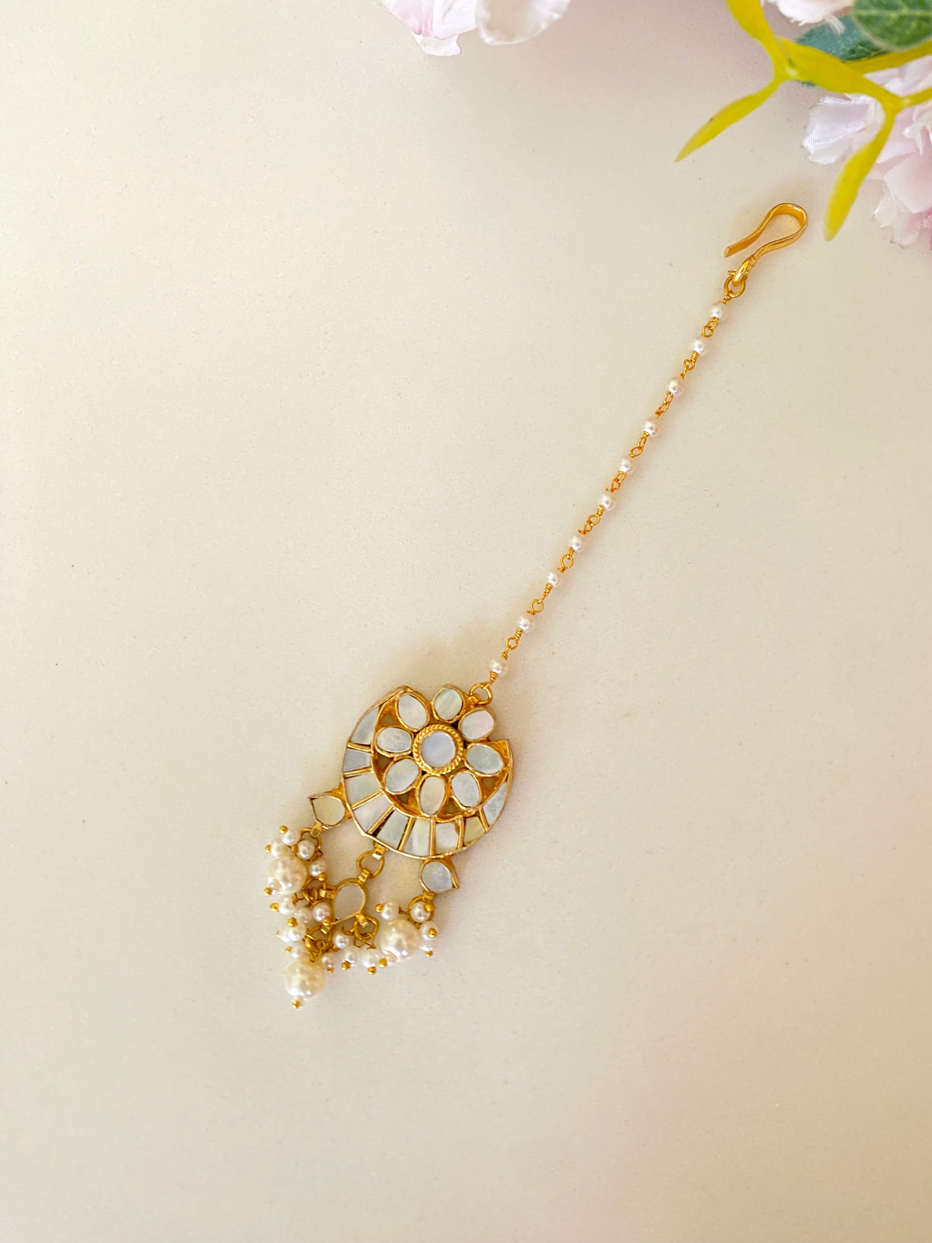 Mother of pearl tikka