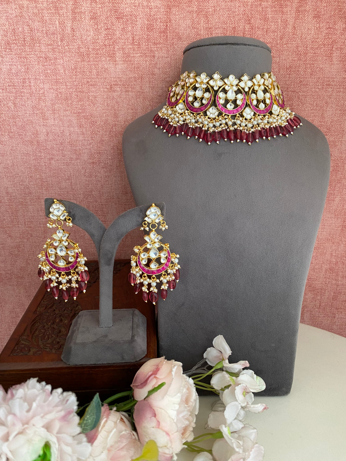 Gold plated Kundan choker Set with Tikka