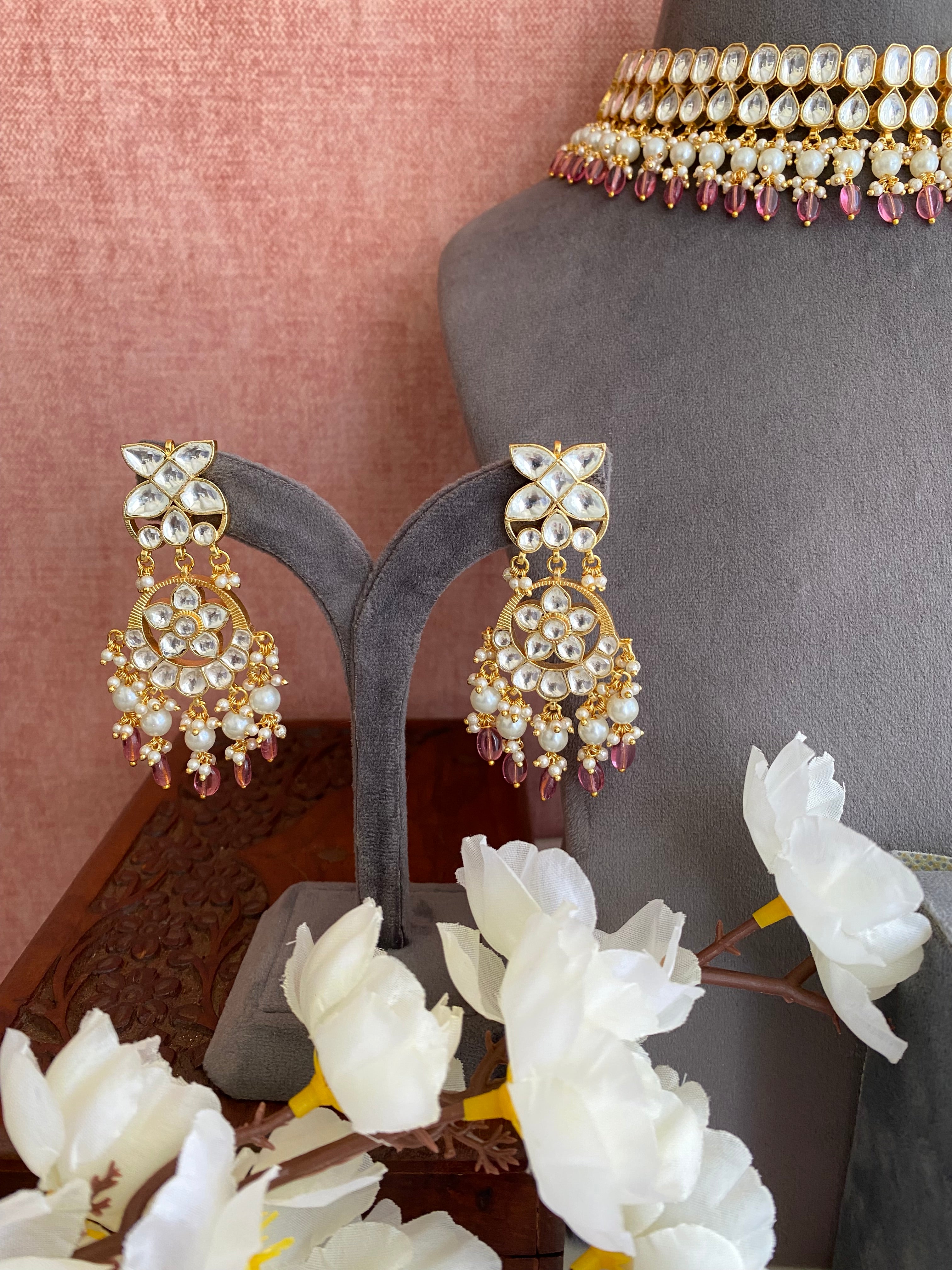 Gold plated Kundan Choker Set