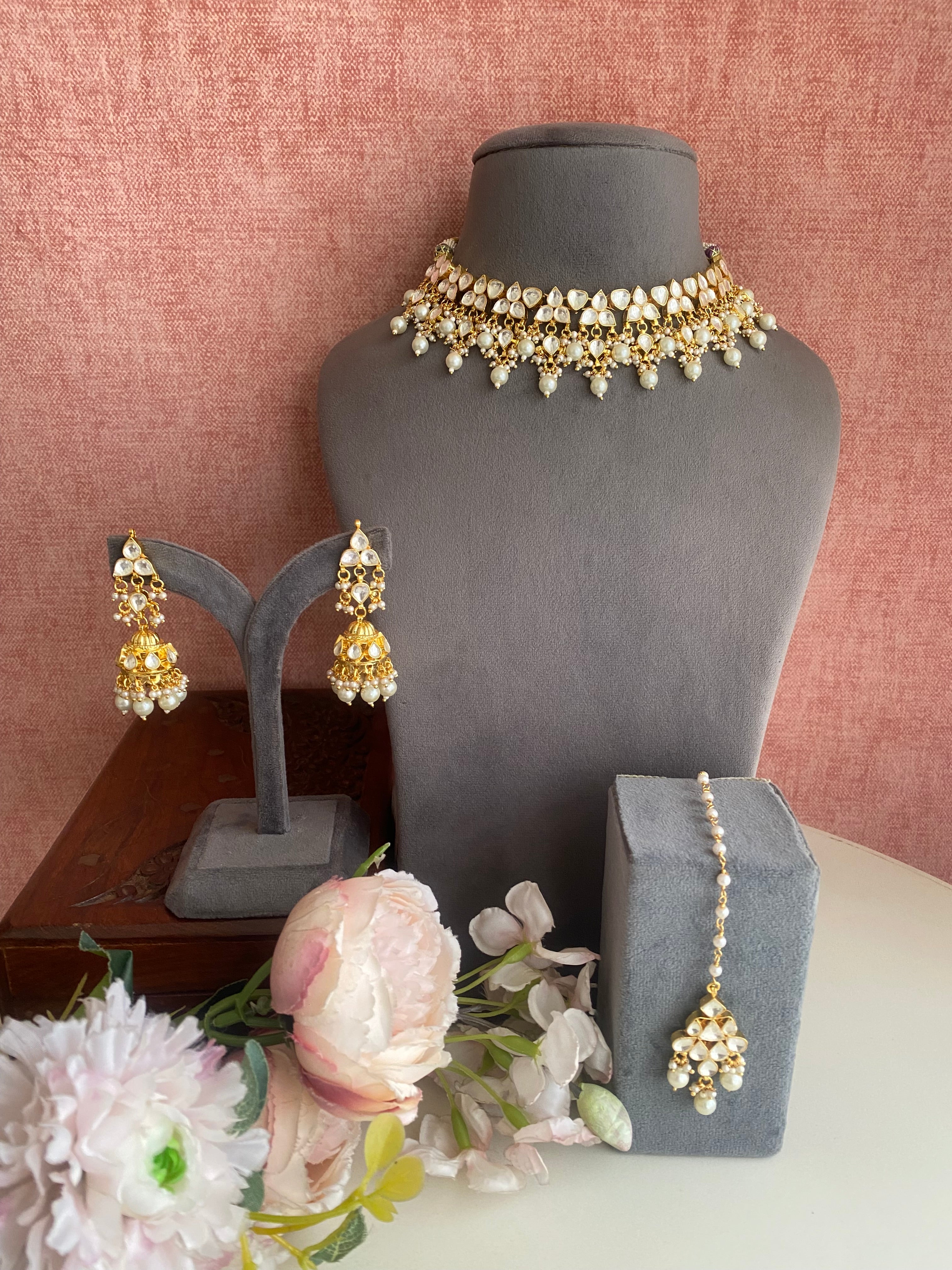 Gold plated Kundan Choker Set