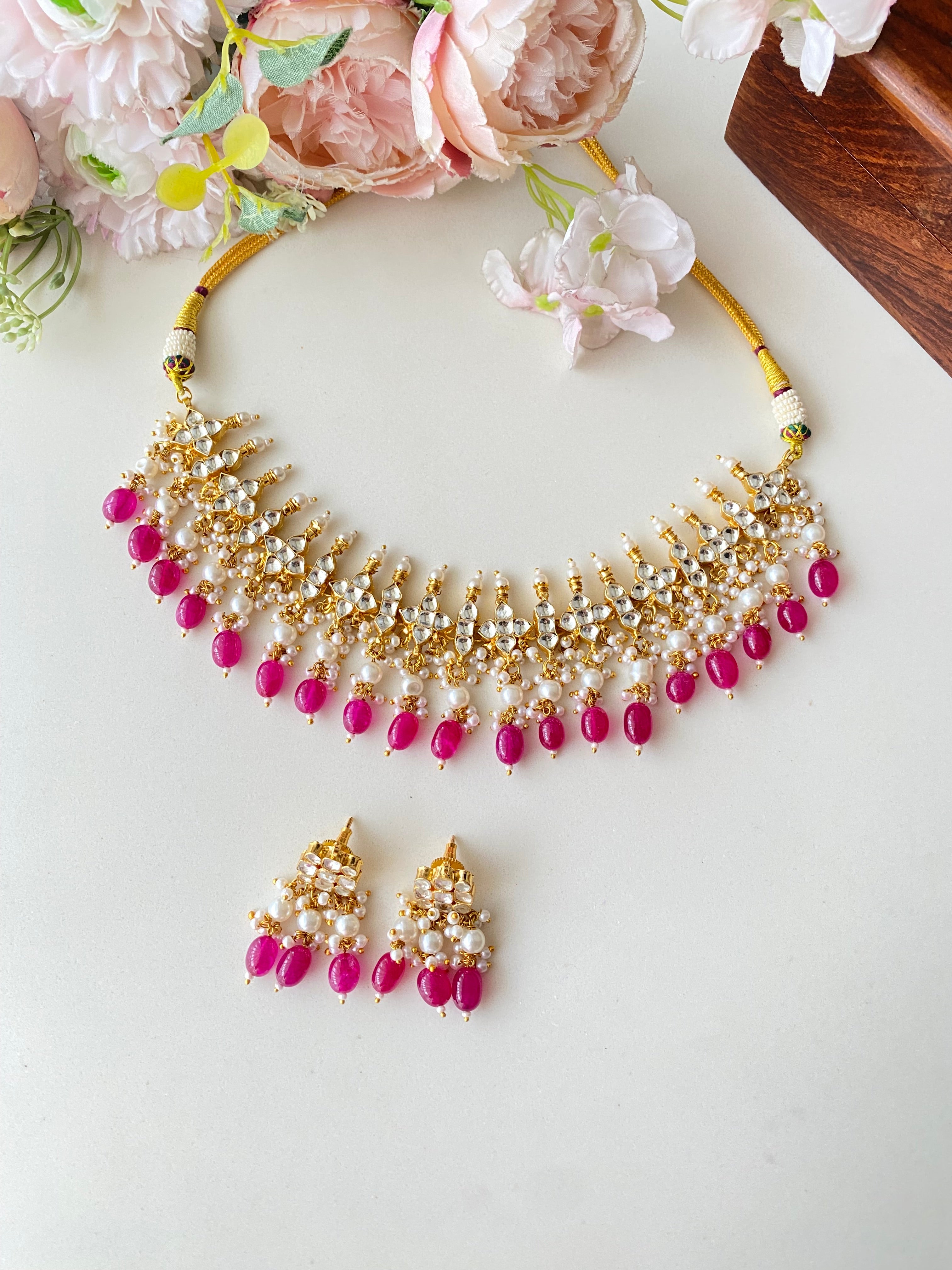 Kundan Chokar Set in pink brads