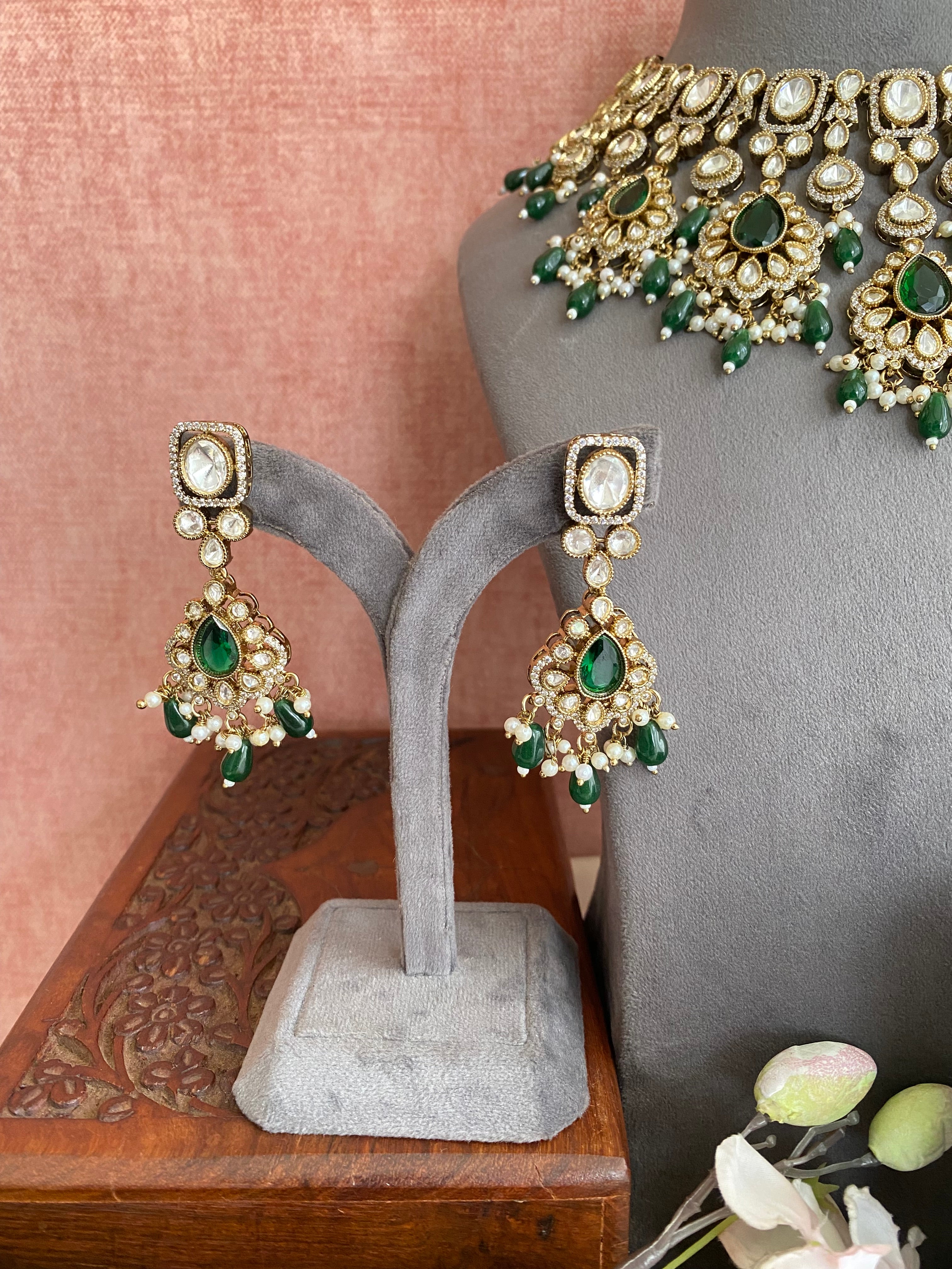 Moissanite Green Necklace Set