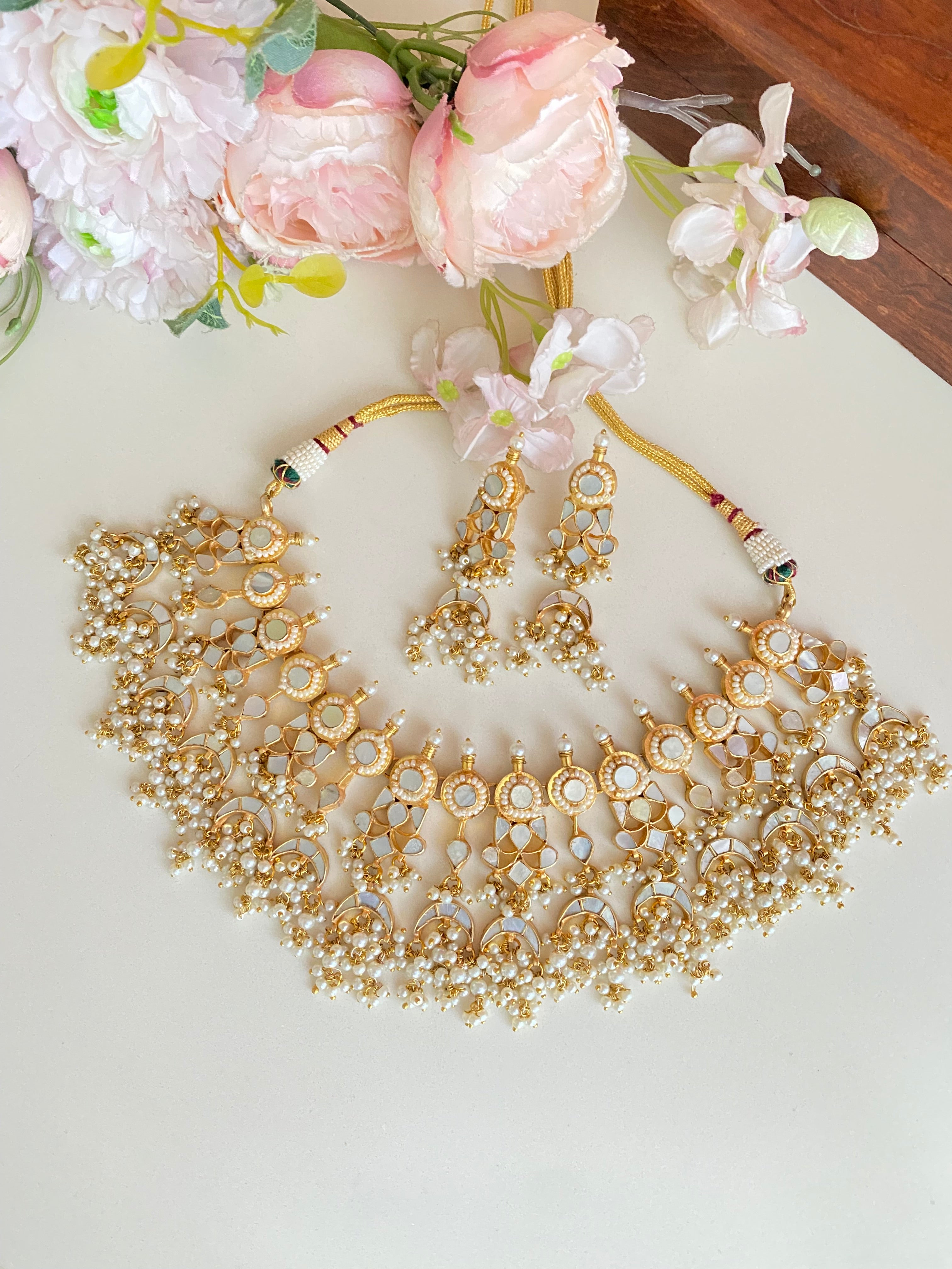 Mother Of Pearl Necklace Set