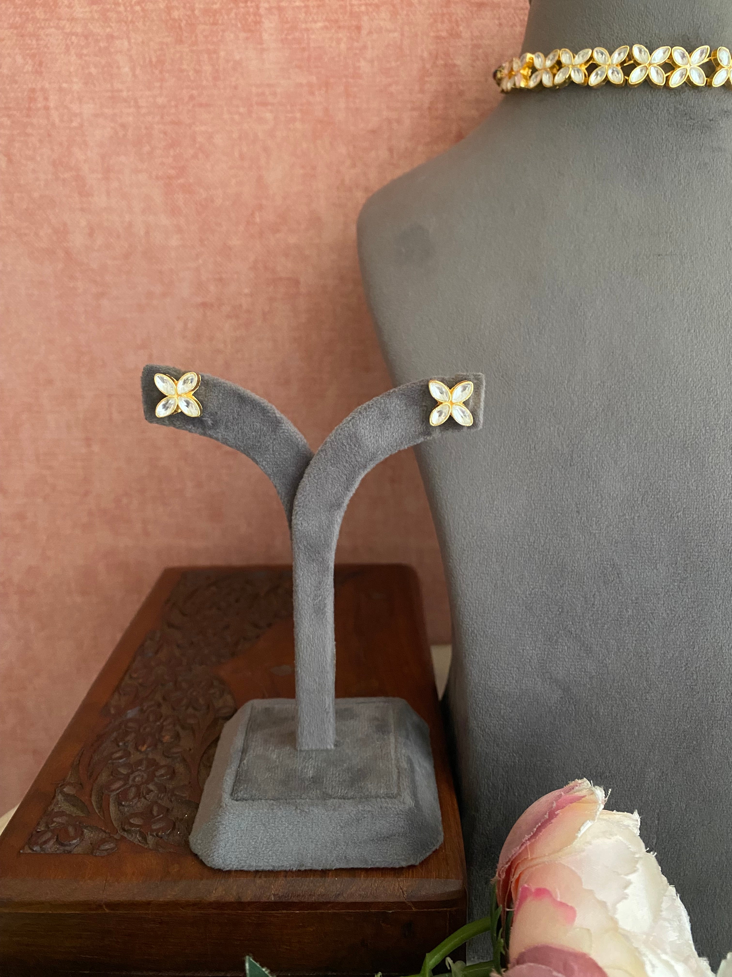 Gold plated Kundan Necklace