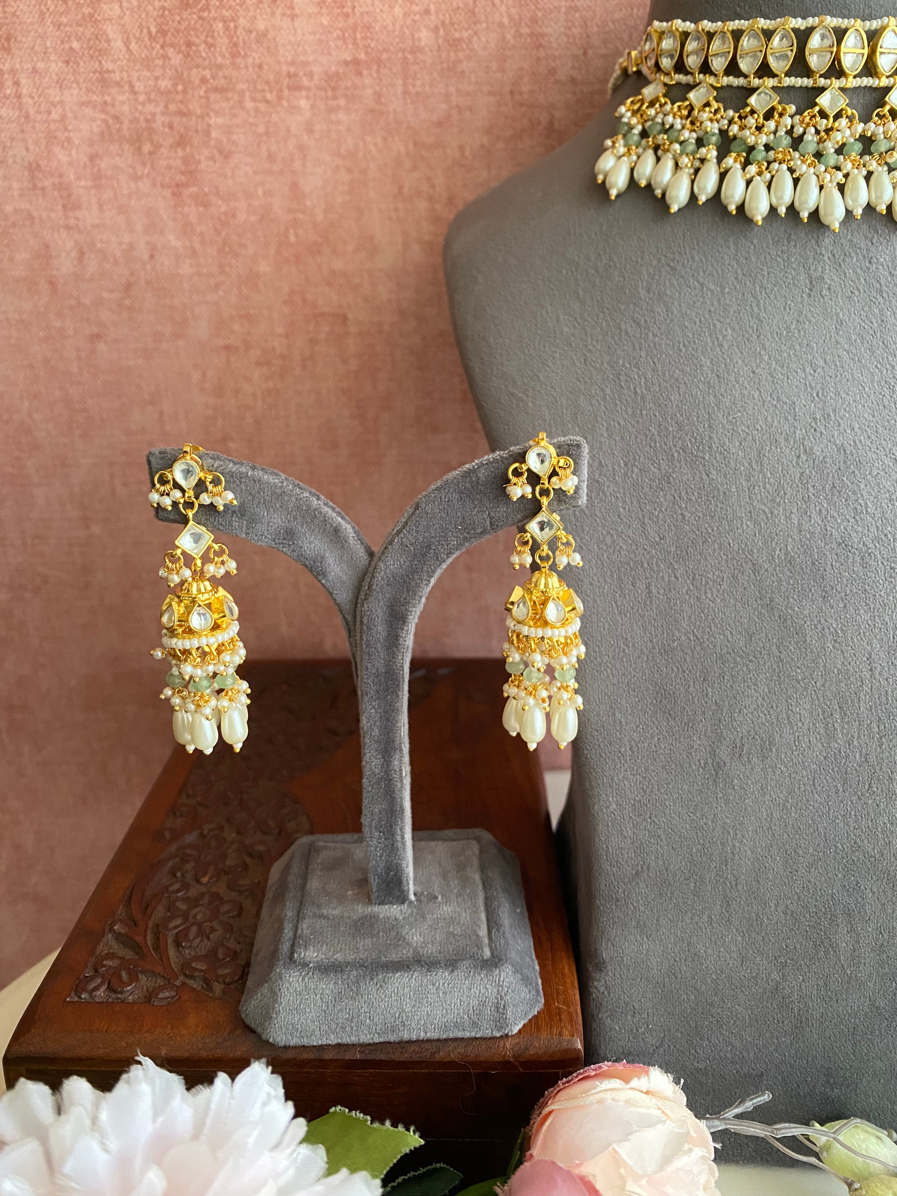 Gold plated Kundan Choker Set