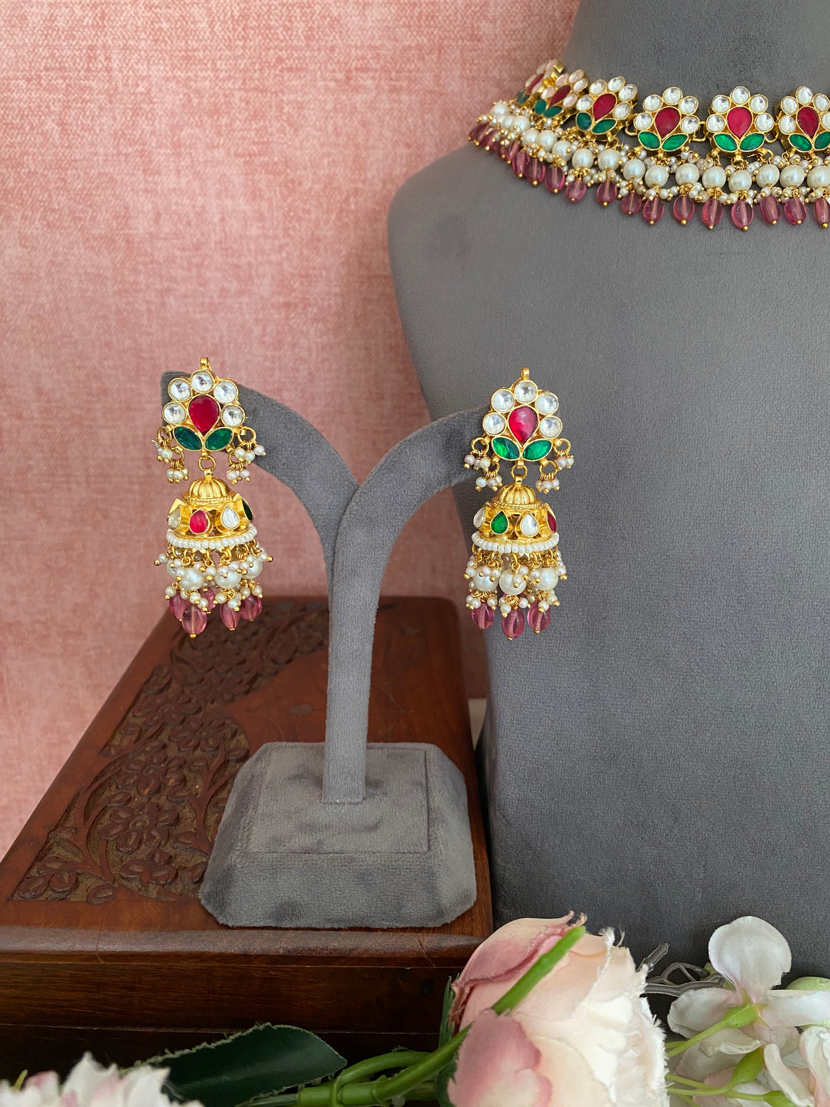 Gold plated Kundan Choker Set