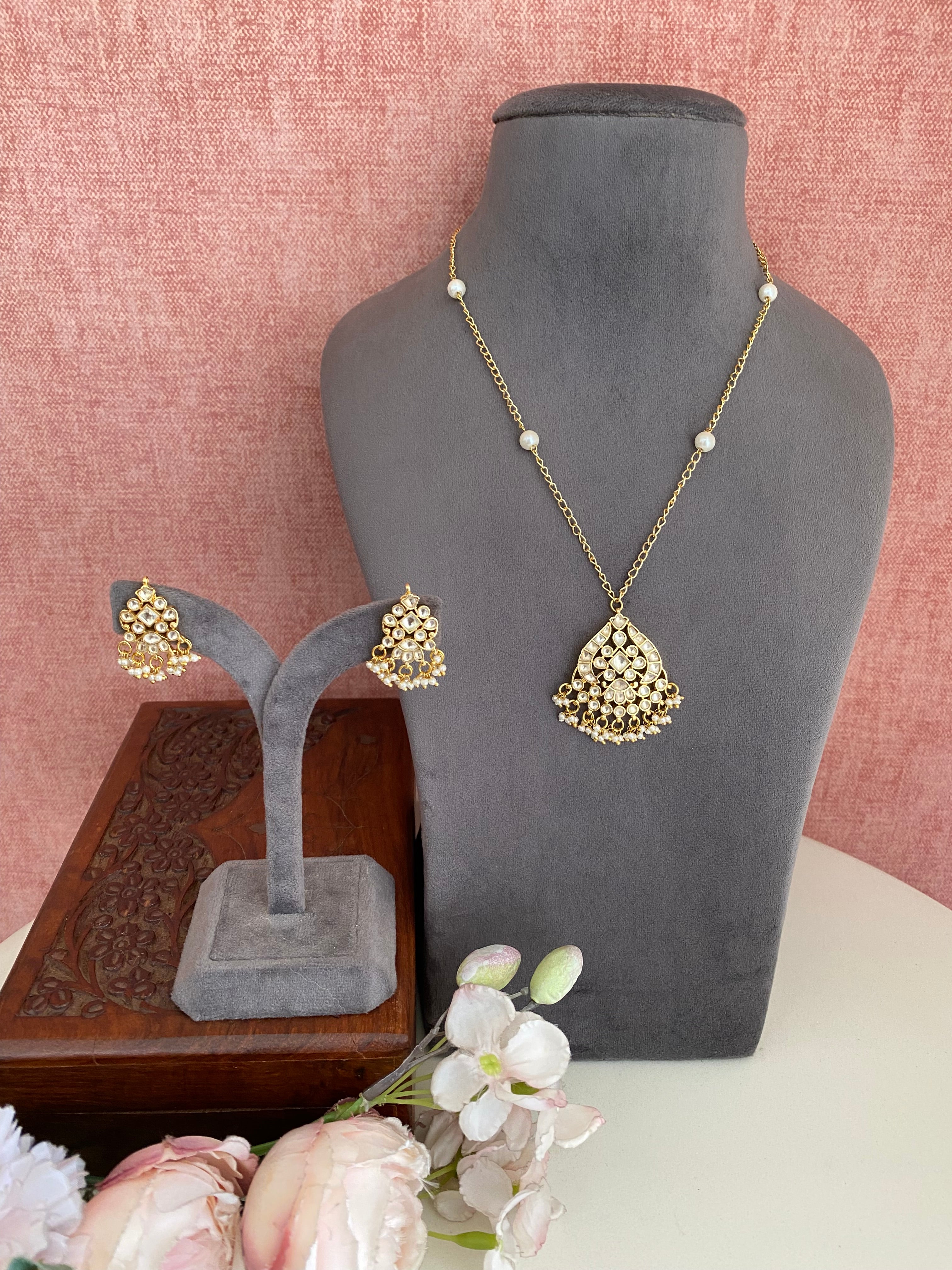 Gold Plated Kundan Long set