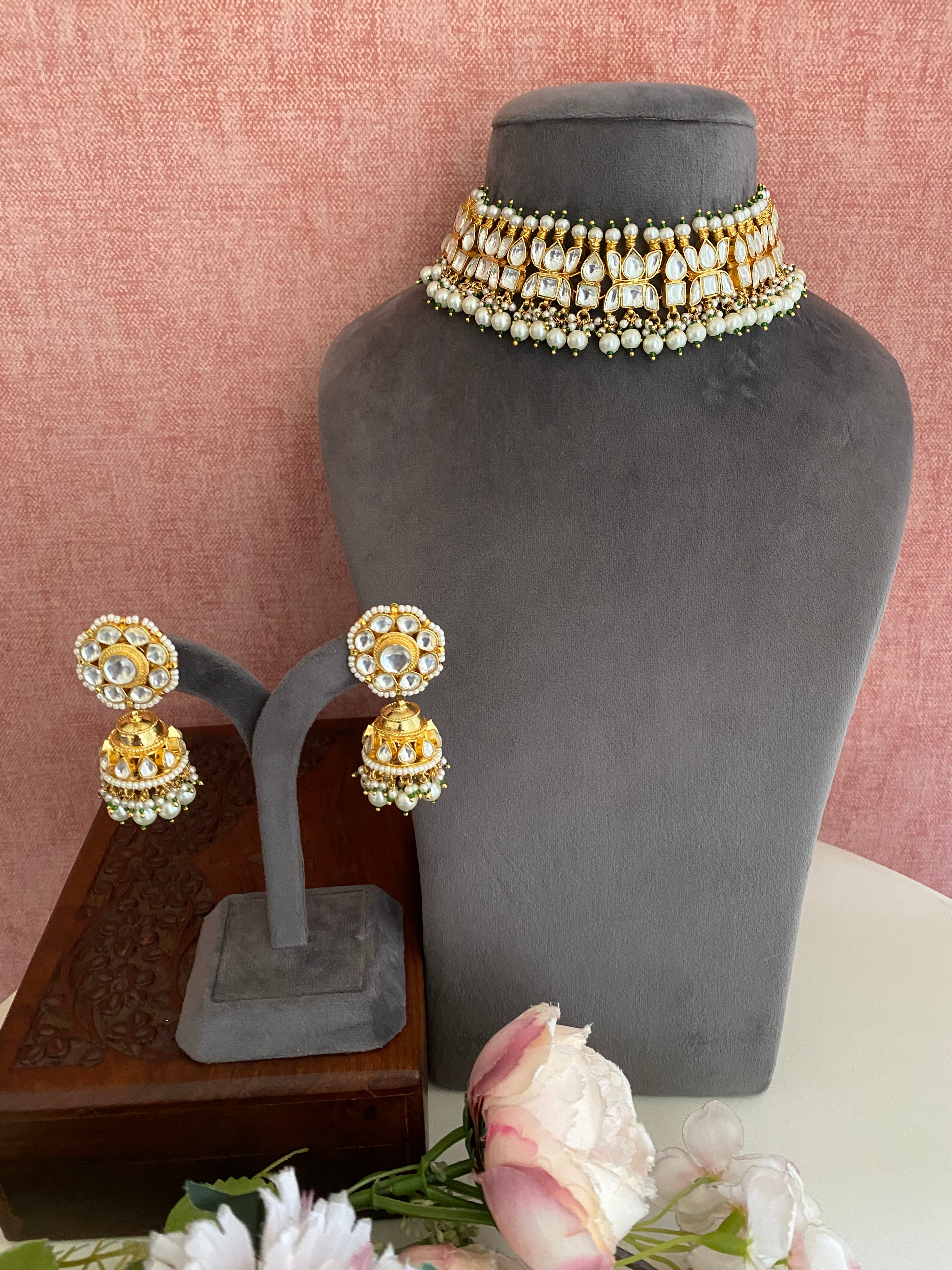 Gold plated Kundan Choker Set with Jhumka