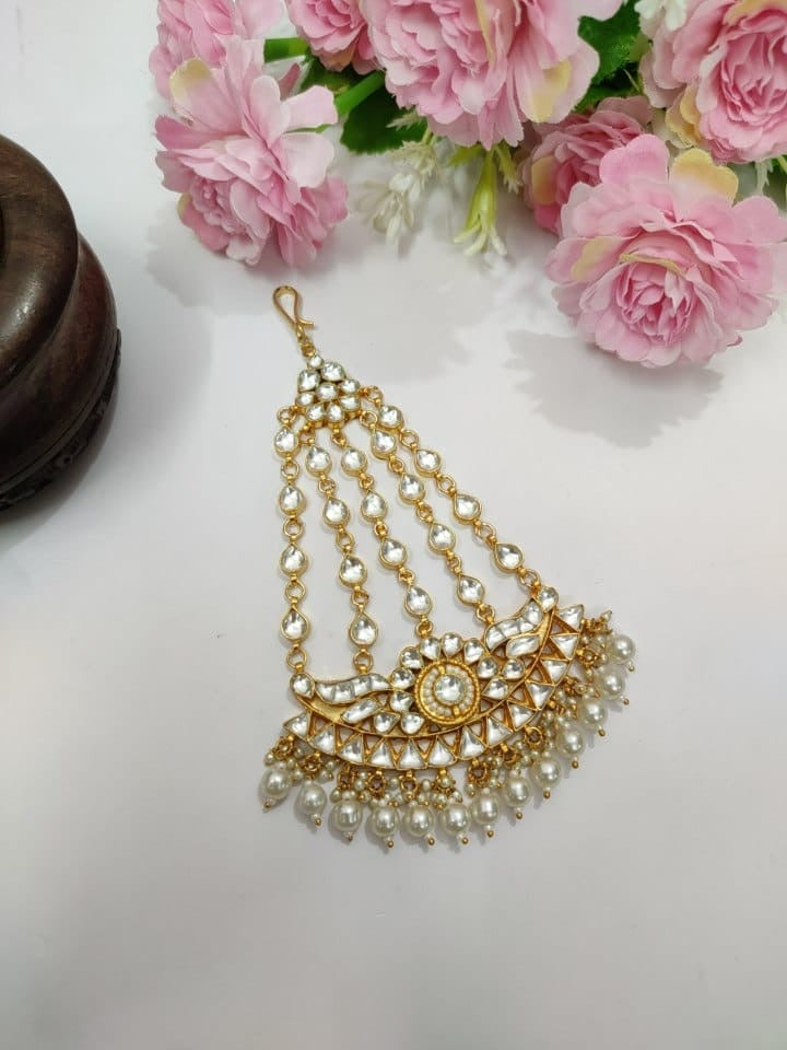 Gold plated Kundan Passa