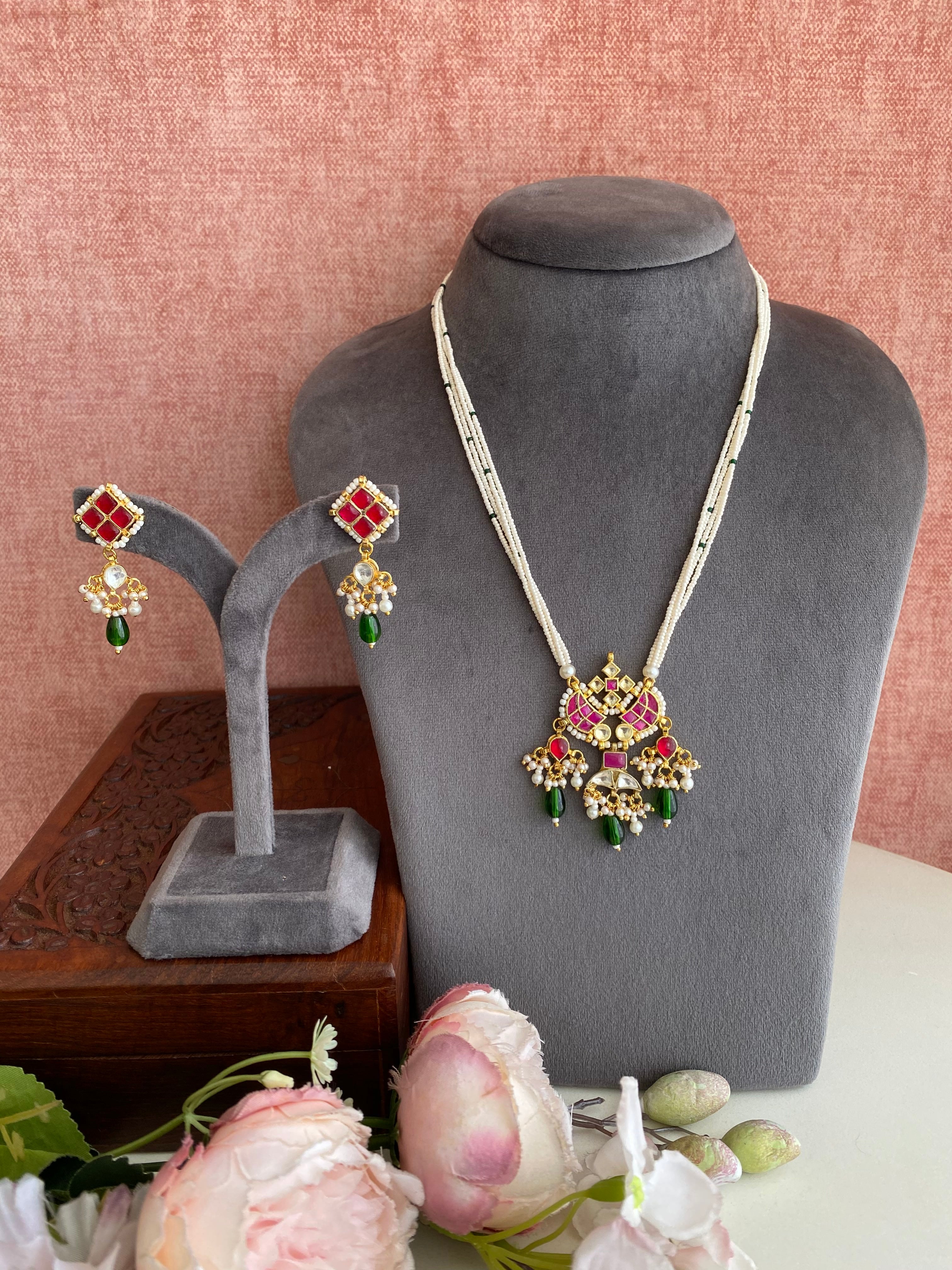 Gold plated Kundan Multicolor Pendant Set