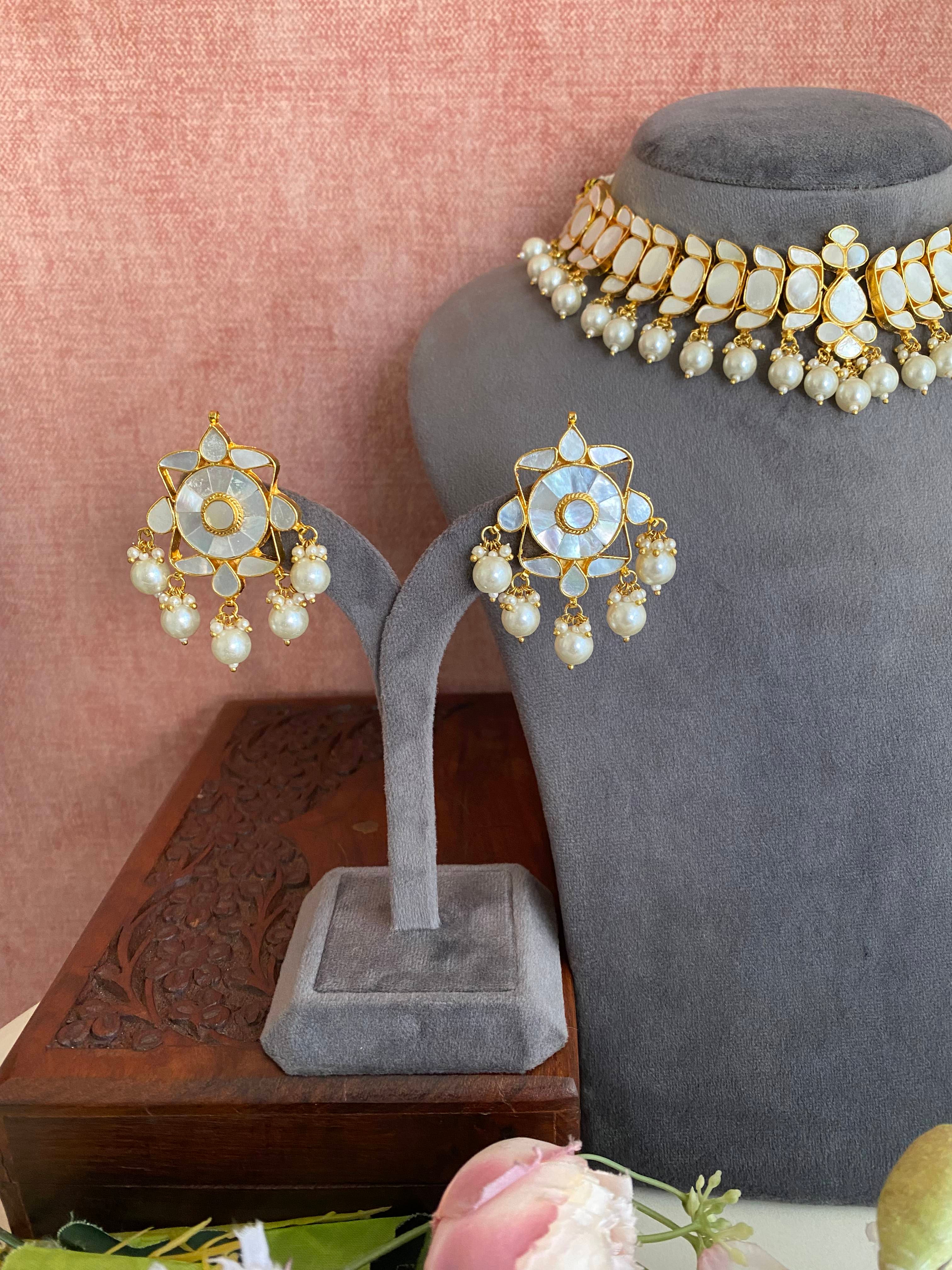 Mother Of Pearl Necklace set