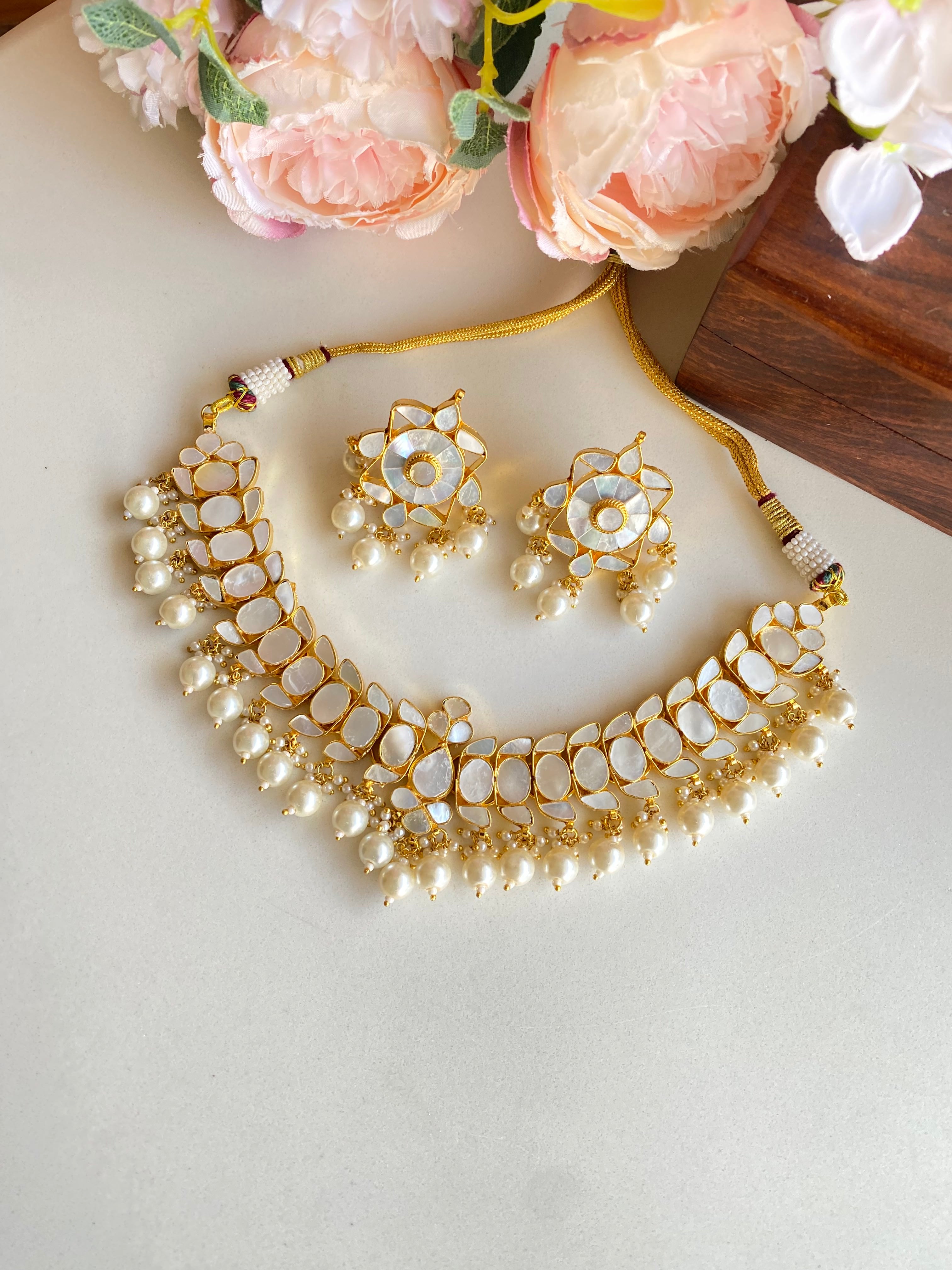 Mother Of Pearl Necklace set