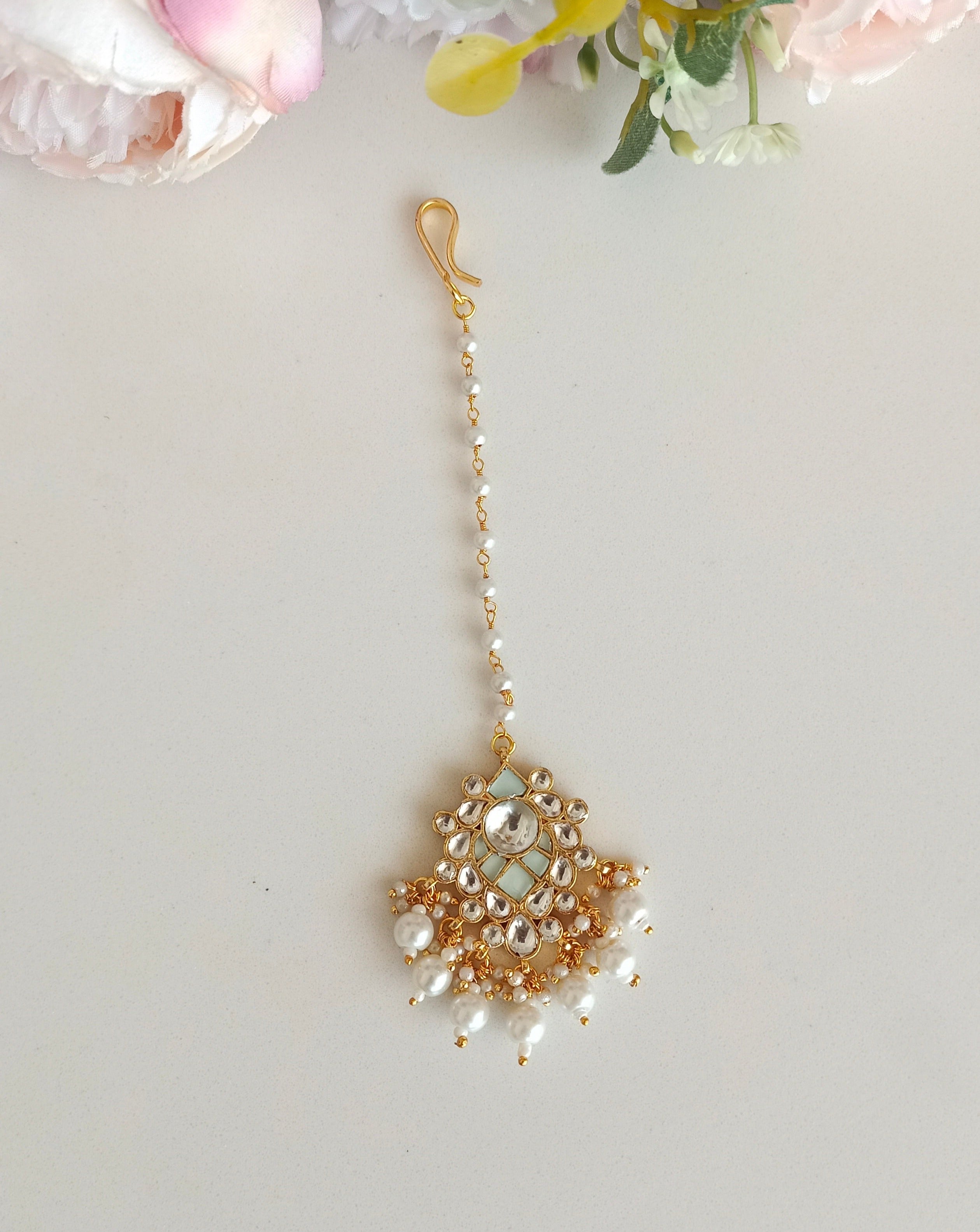 Gold Plated Kundan Tikka