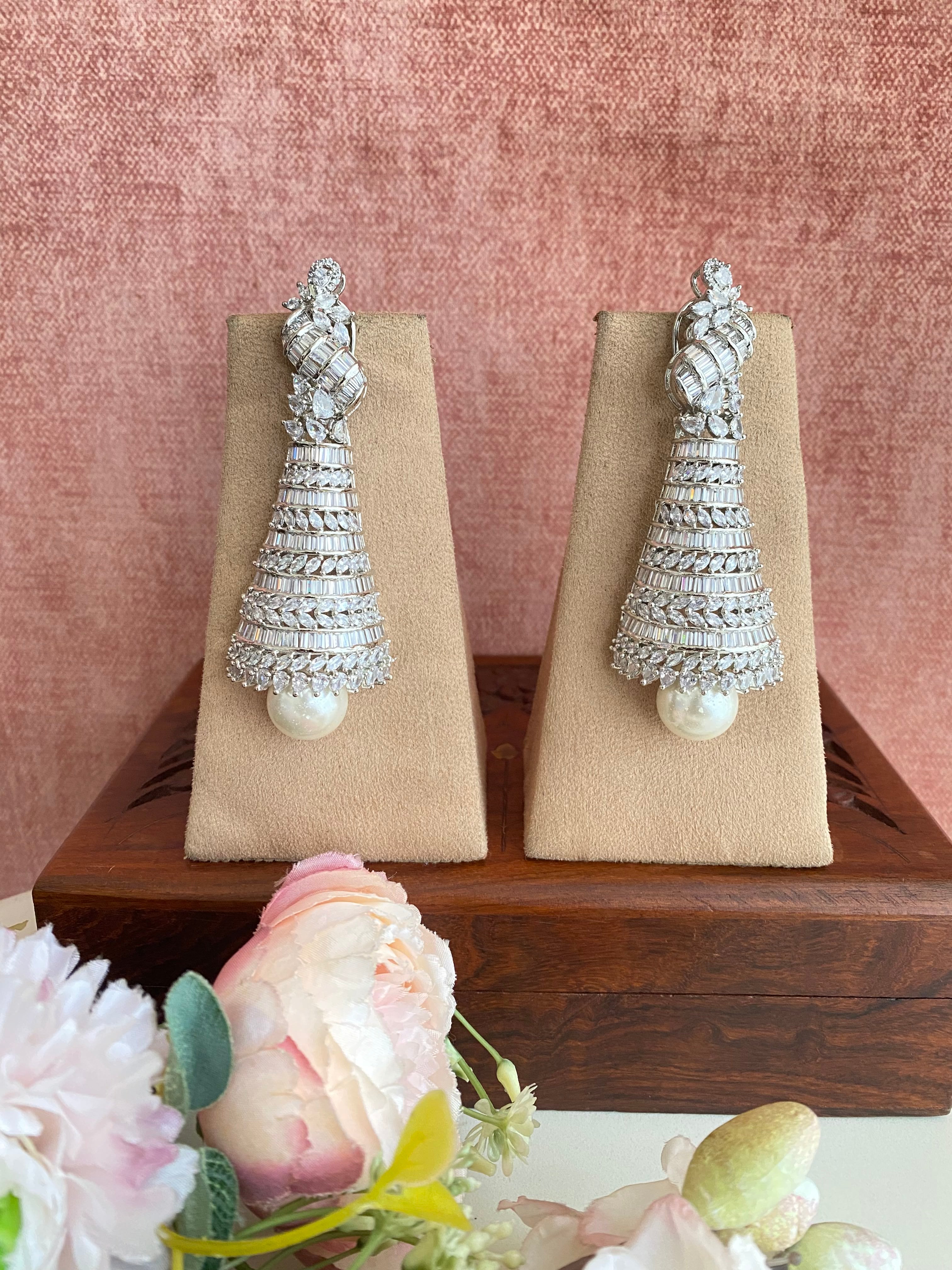 Silver Plated Diamond Earring in Pearl