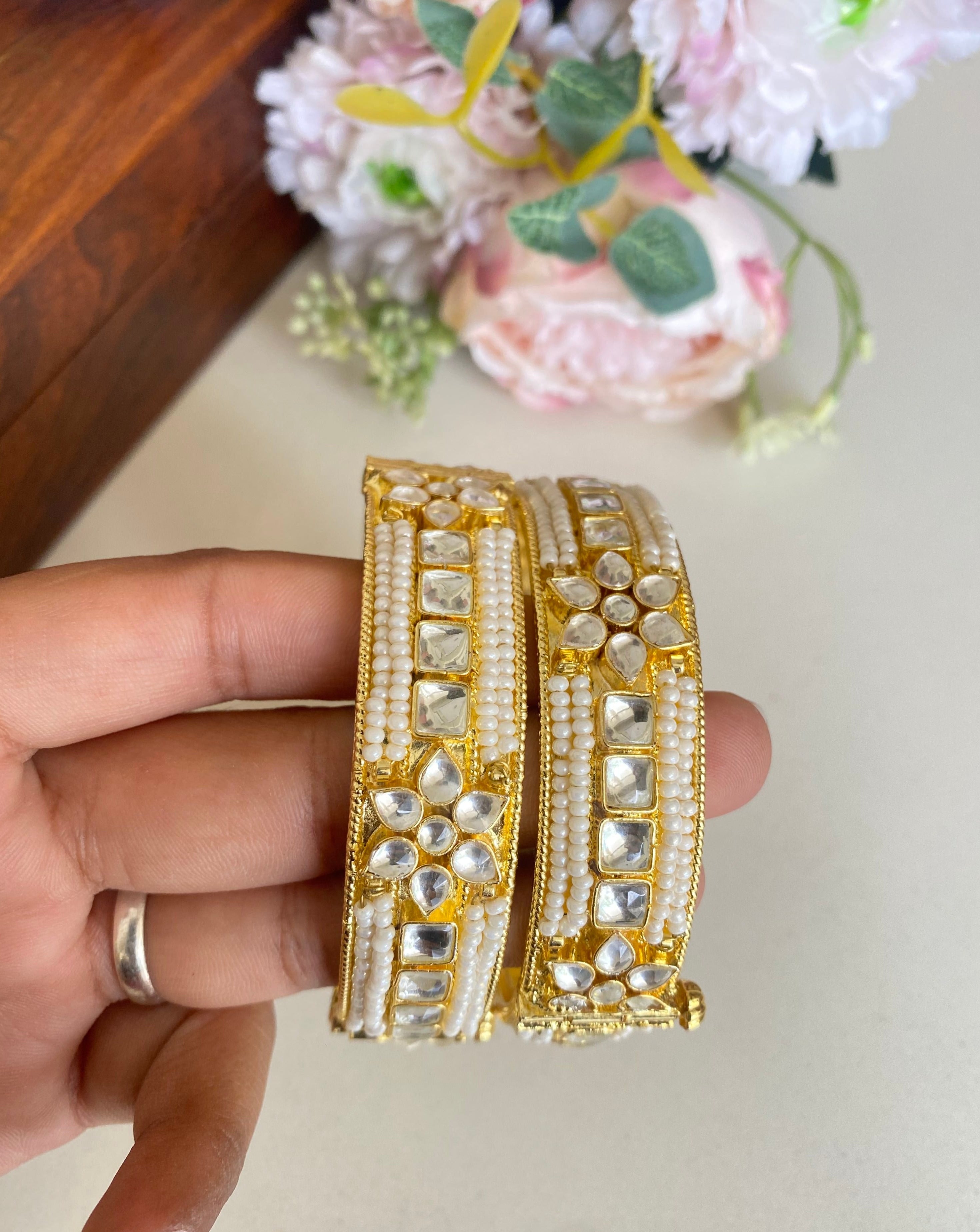 Gold plated Kundan Bangle