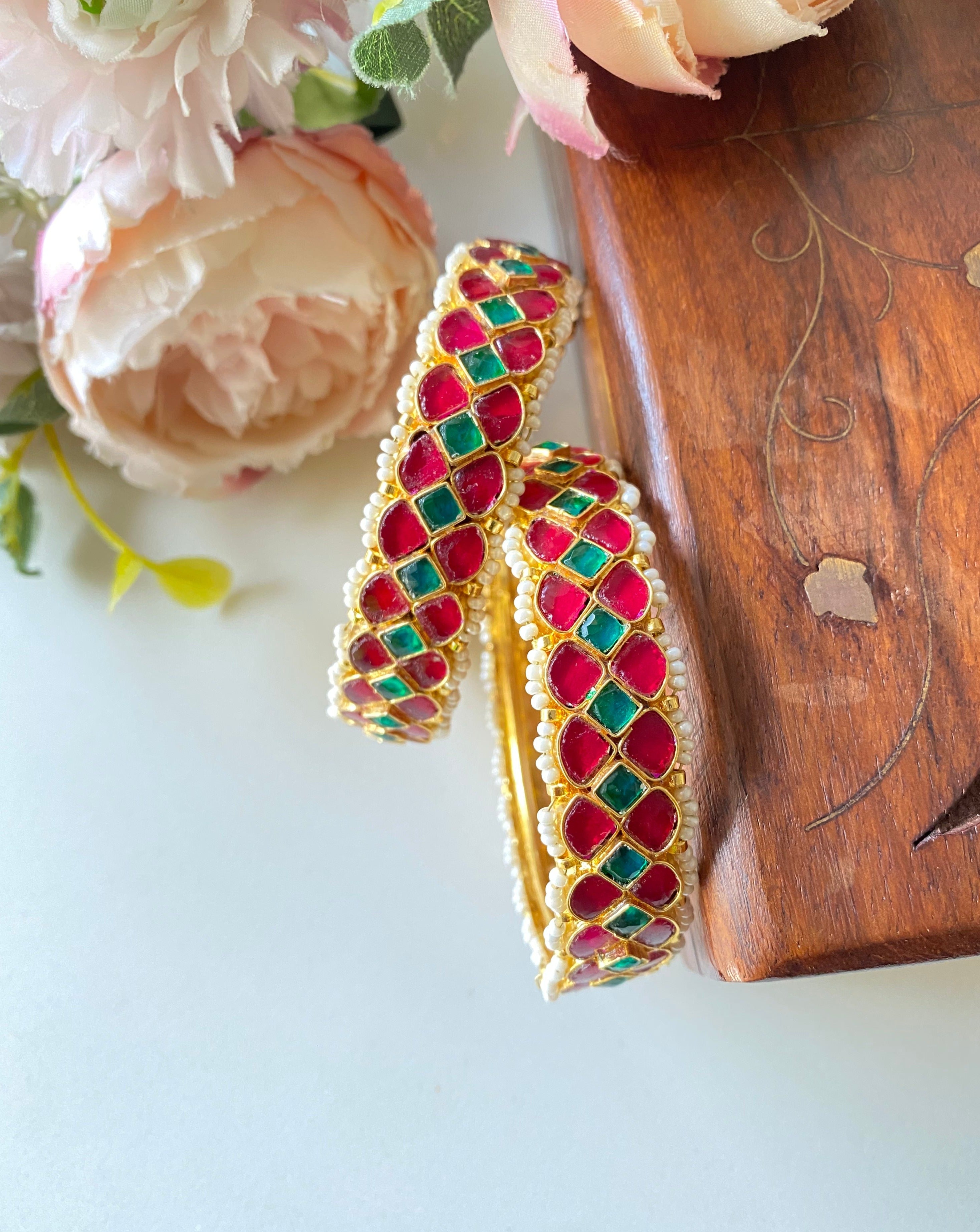 Pink kundan bangles
