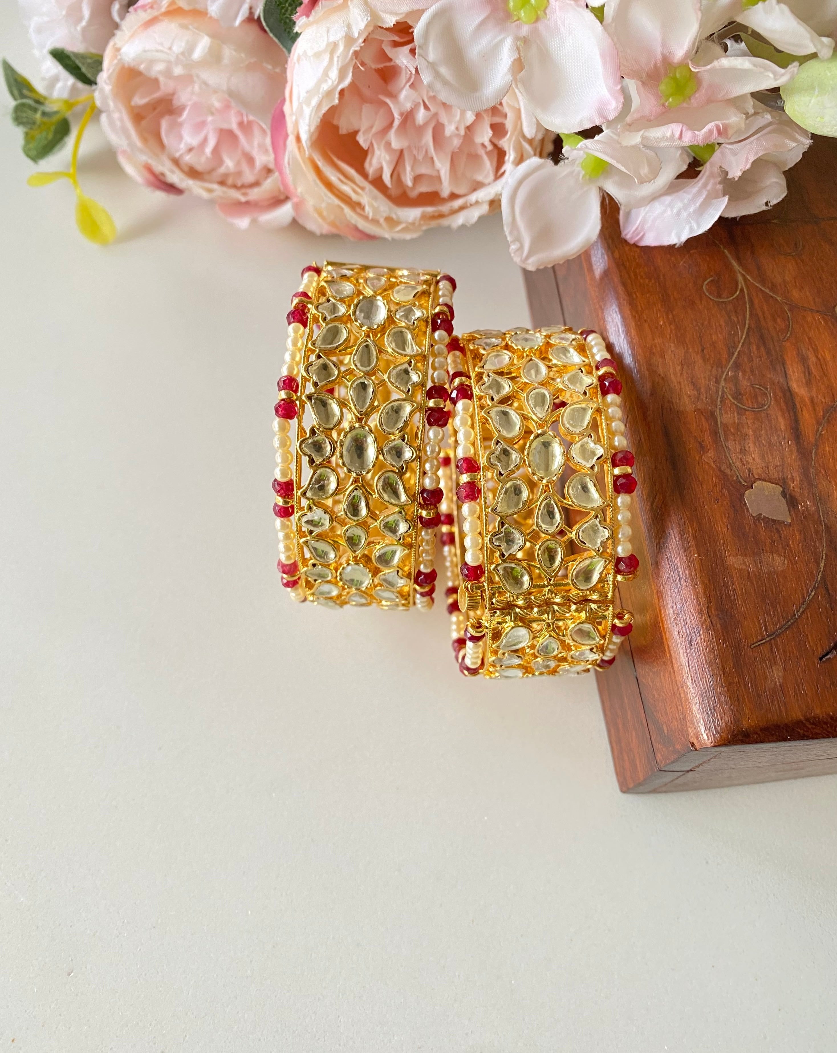 Gold plated Kundan Broad Bangle