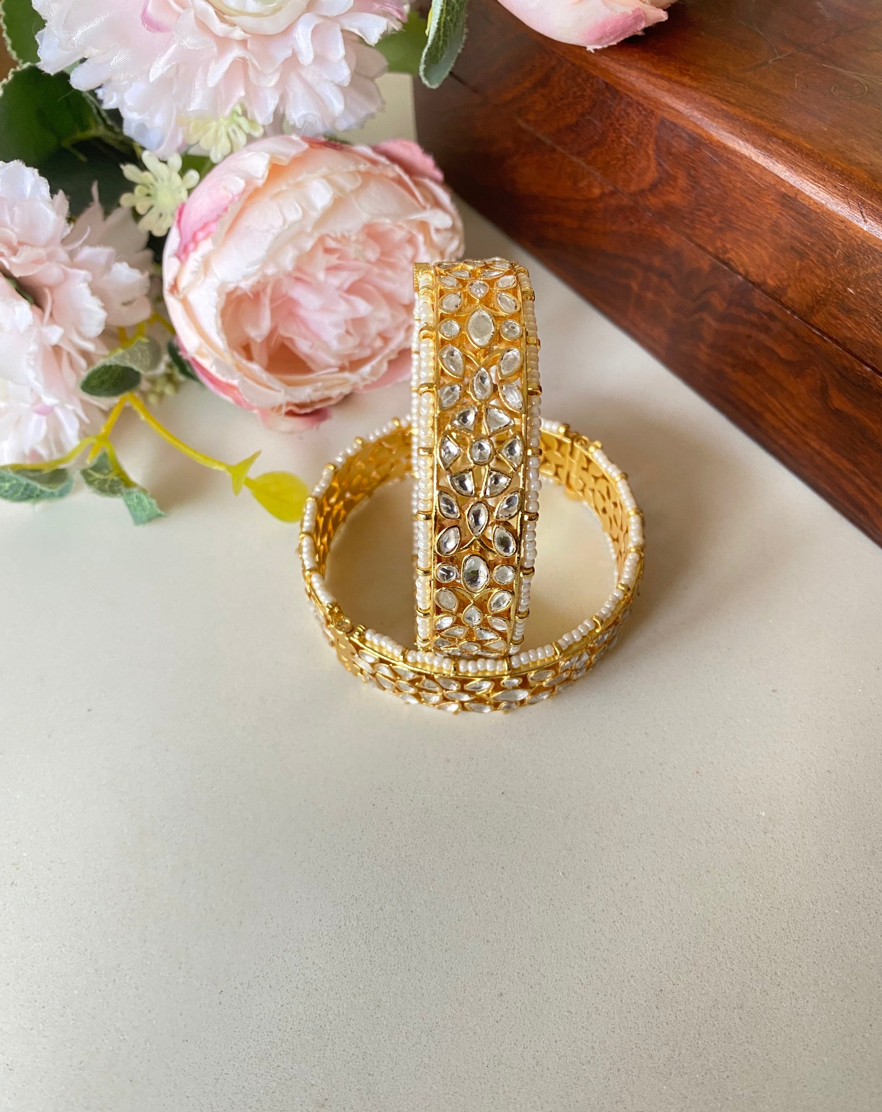 Gold plated Kundan Bangle