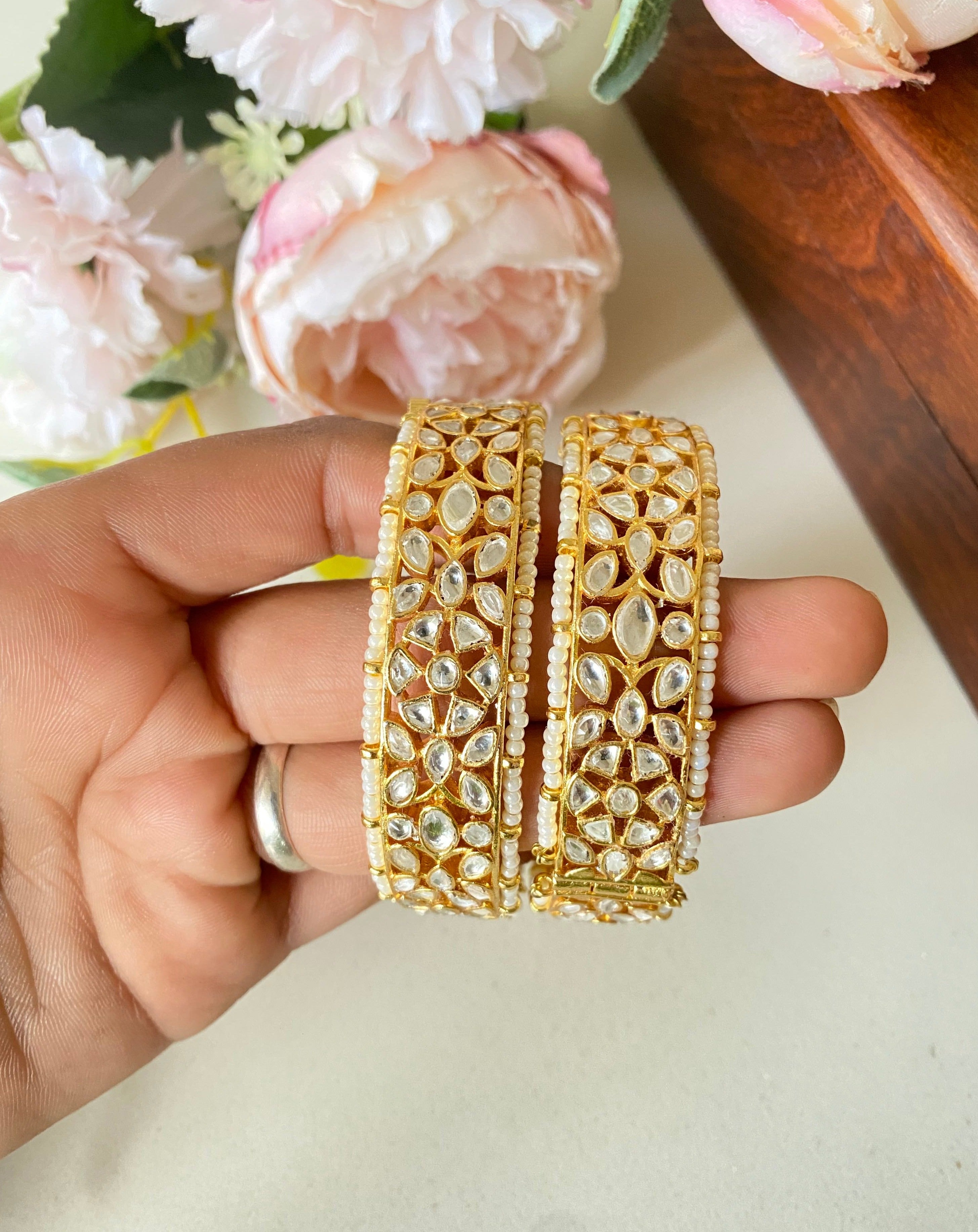 Gold plated Kundan Bangle