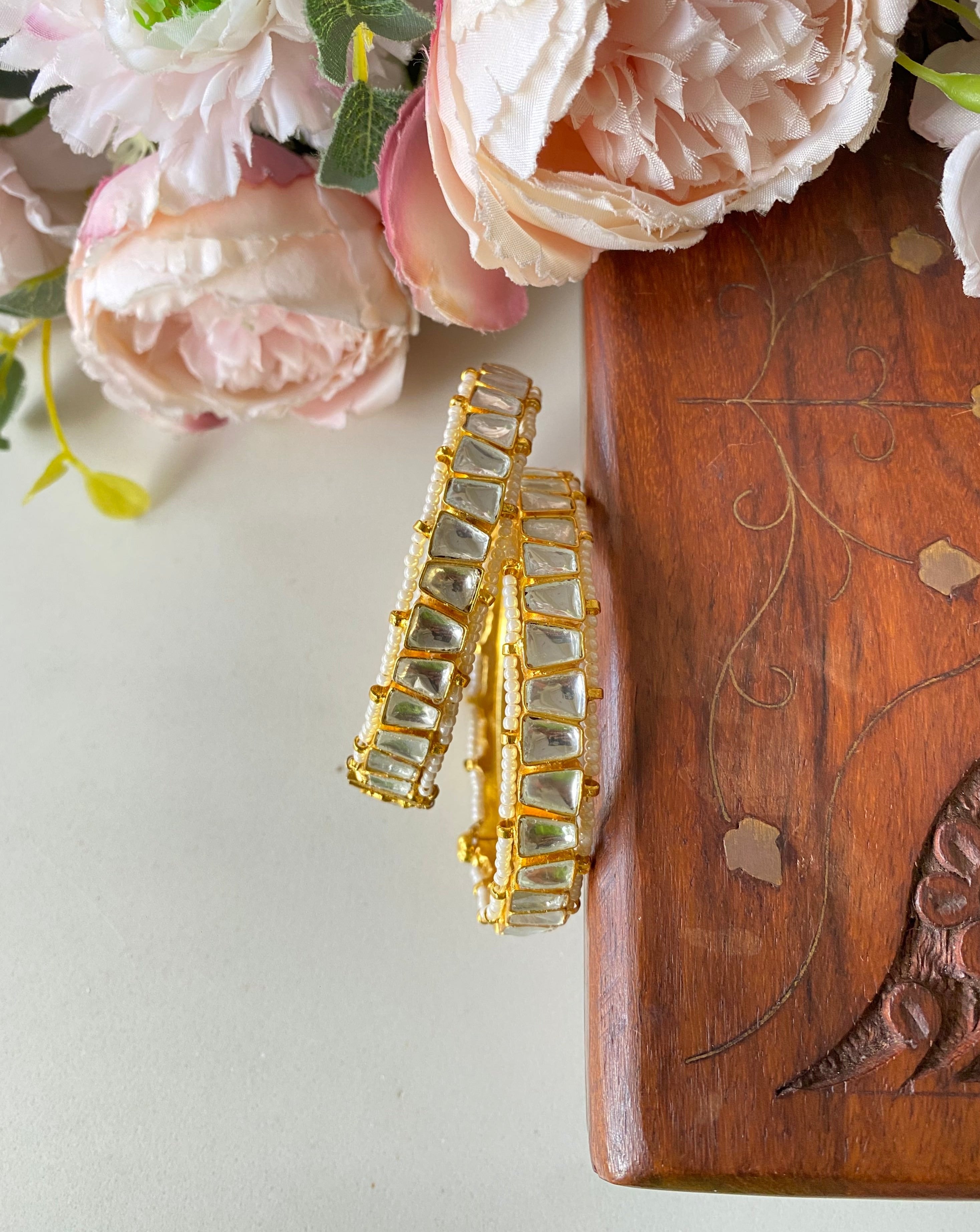 Gold plated Kundan Bangle