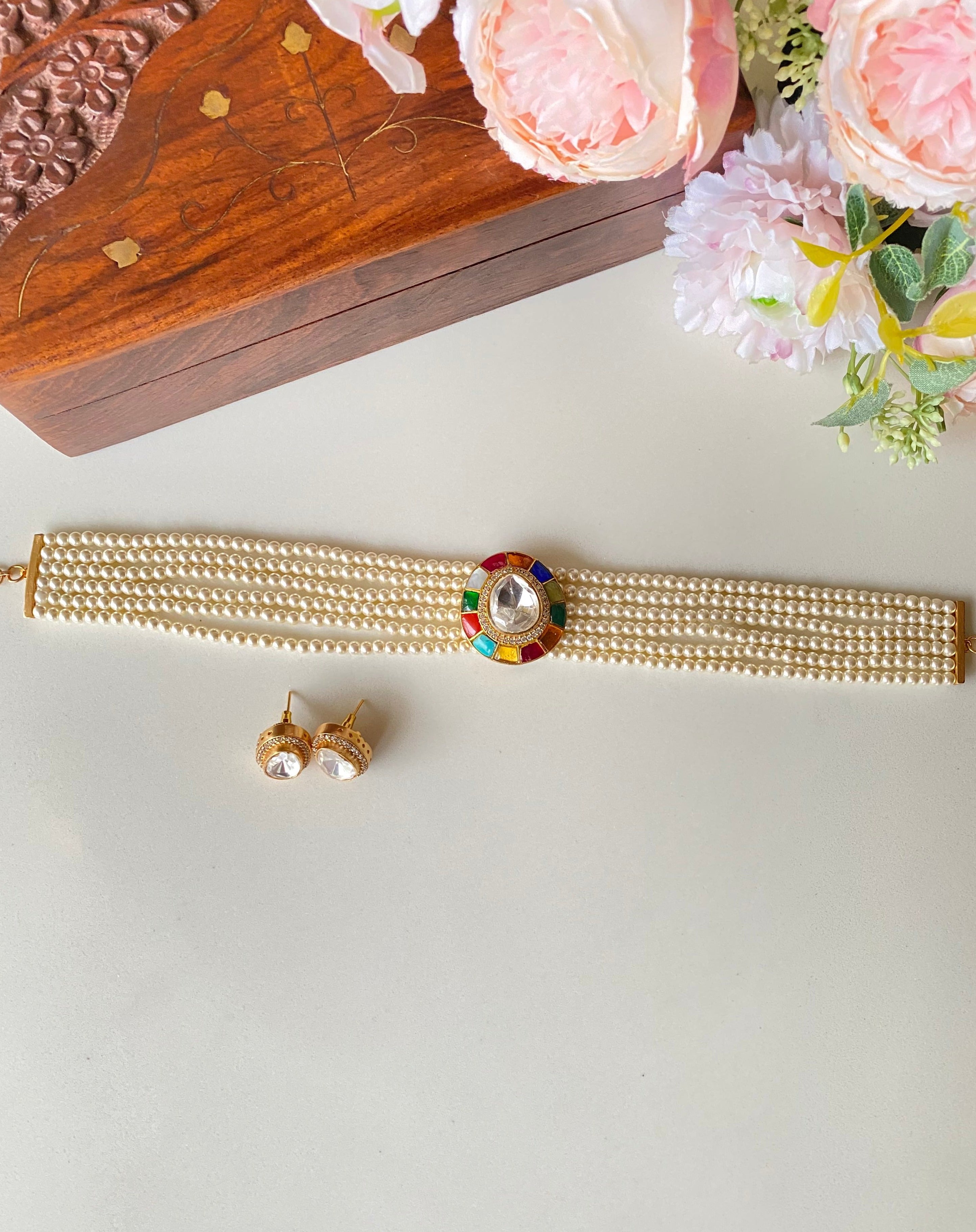 Navrattan choker set