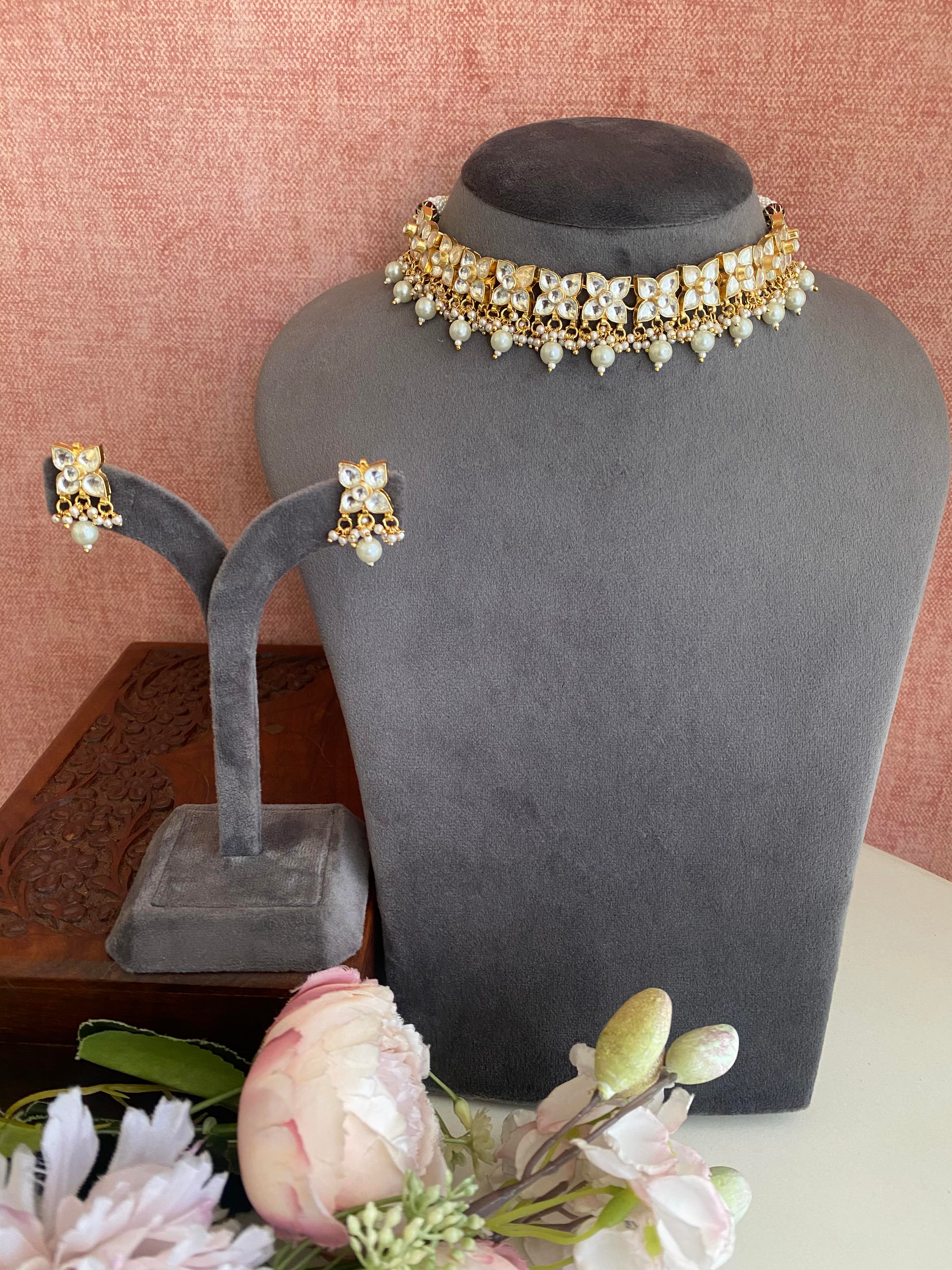 Gold plated White Kundan Choker Set