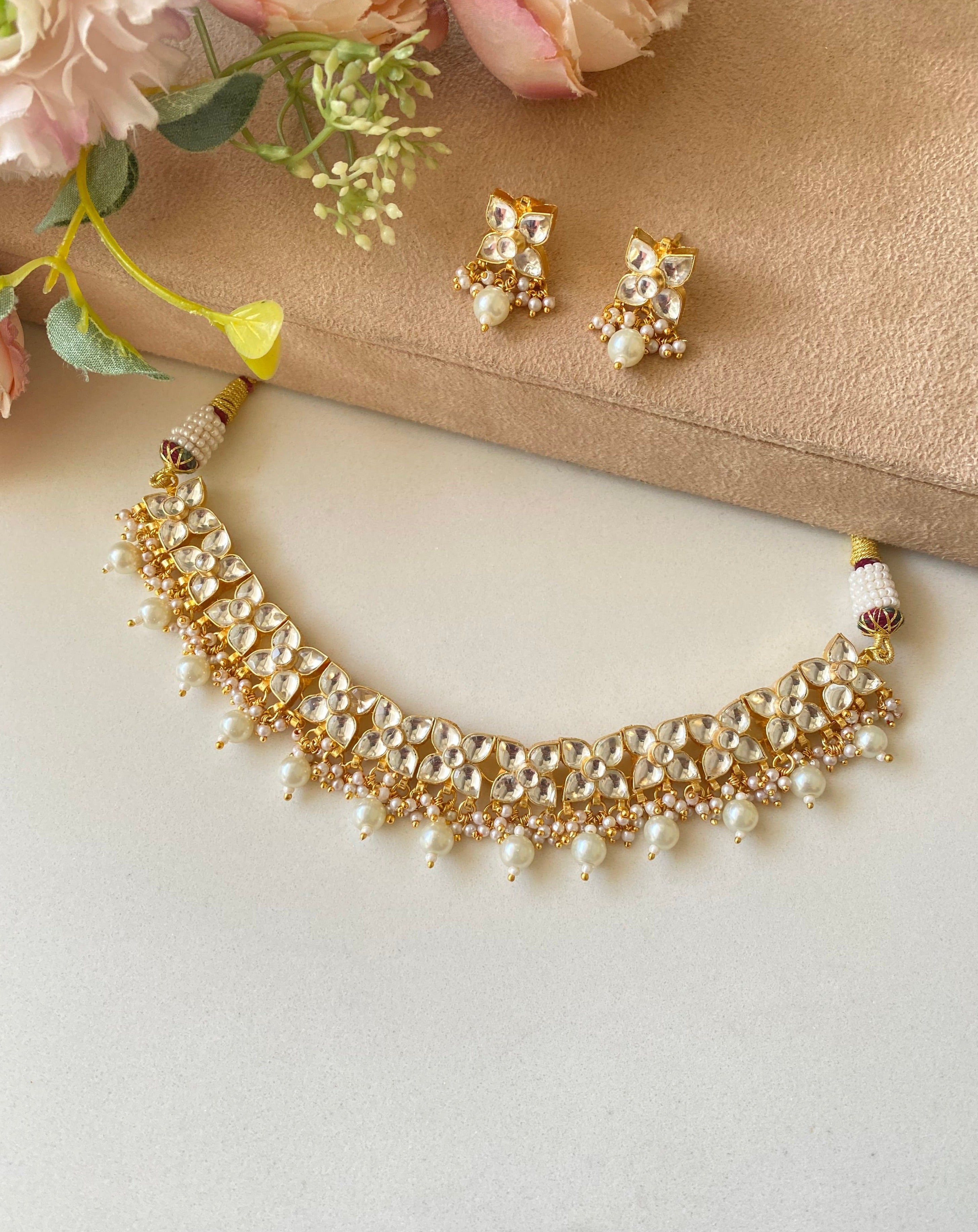 Gold plated White Kundan Choker Set
