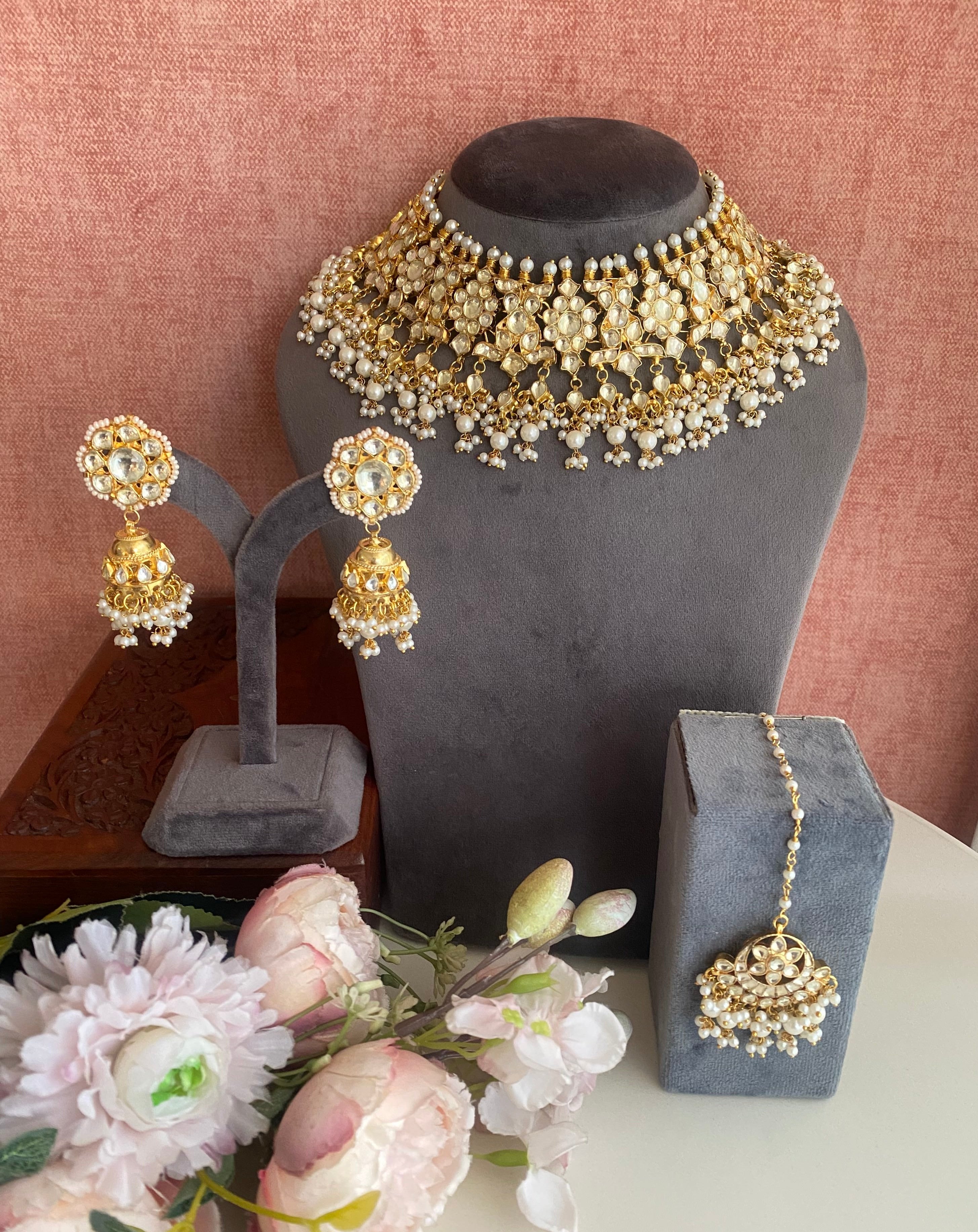 Kundan Gold plated Bridal set in Pearl