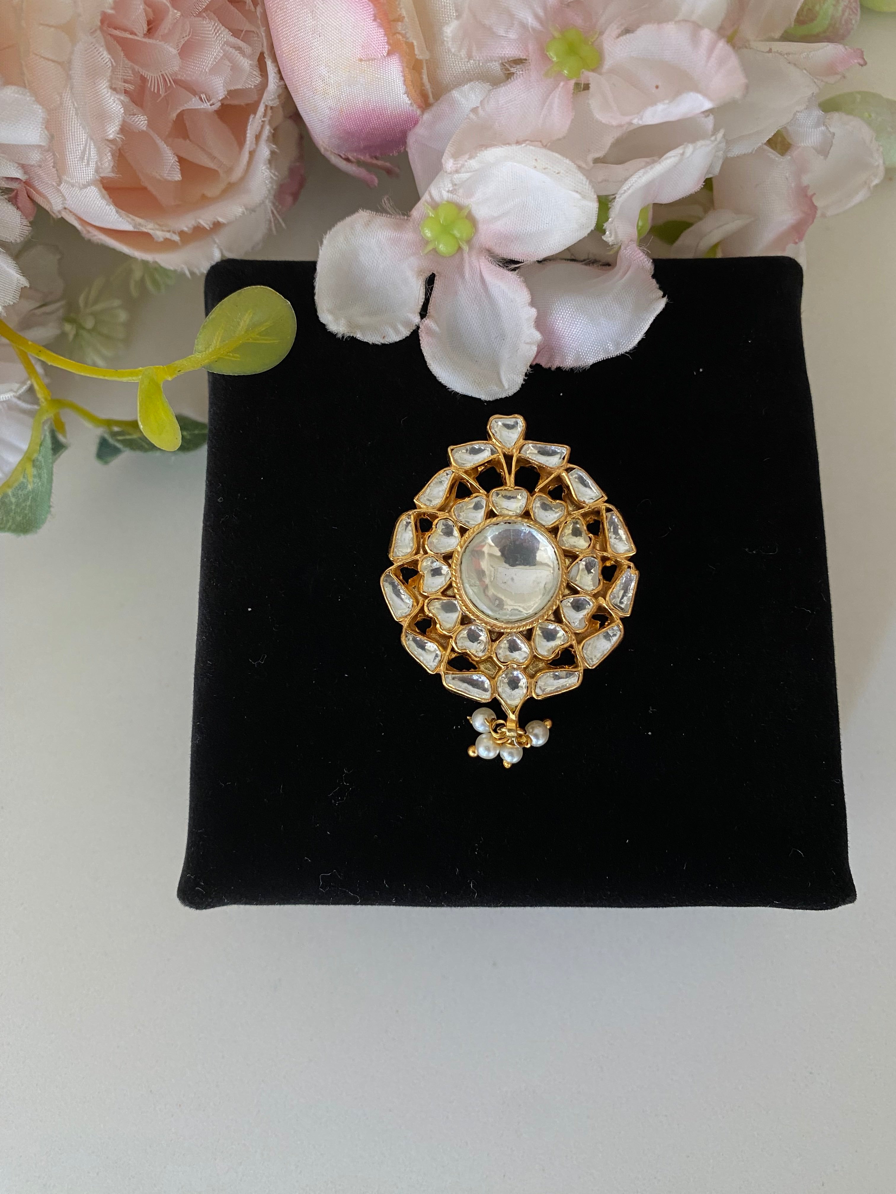 Gold plated Kundan Ring