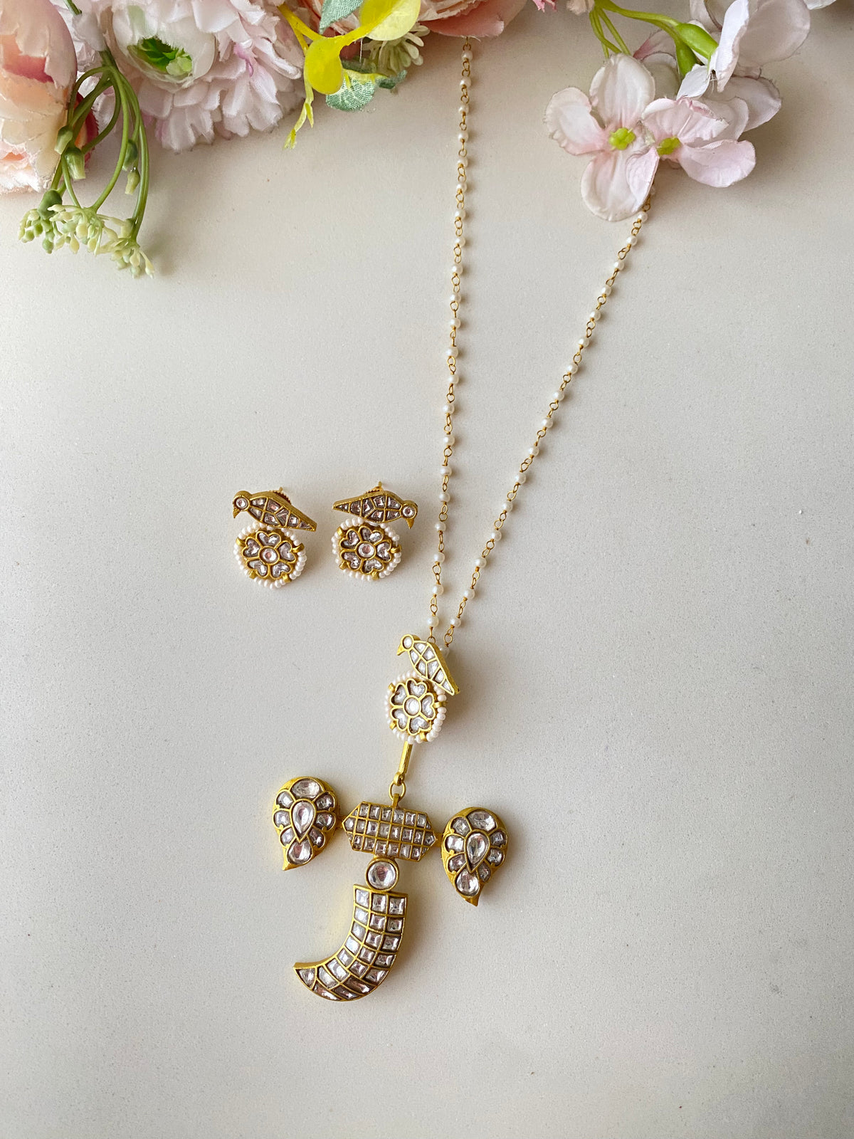 Gold Plated Kundan Long Pendant Set