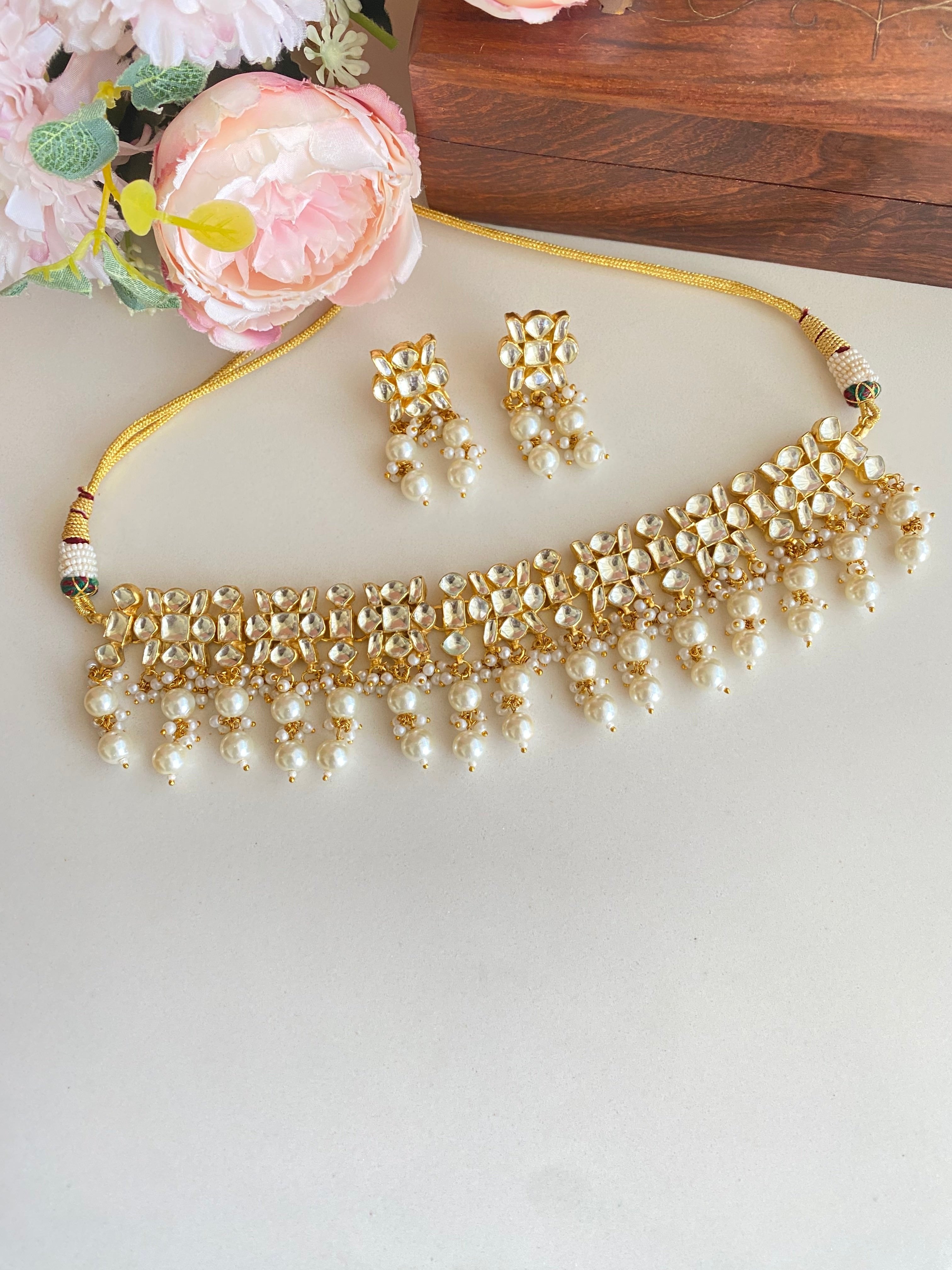 Gold plated Kundan choker set in pearl