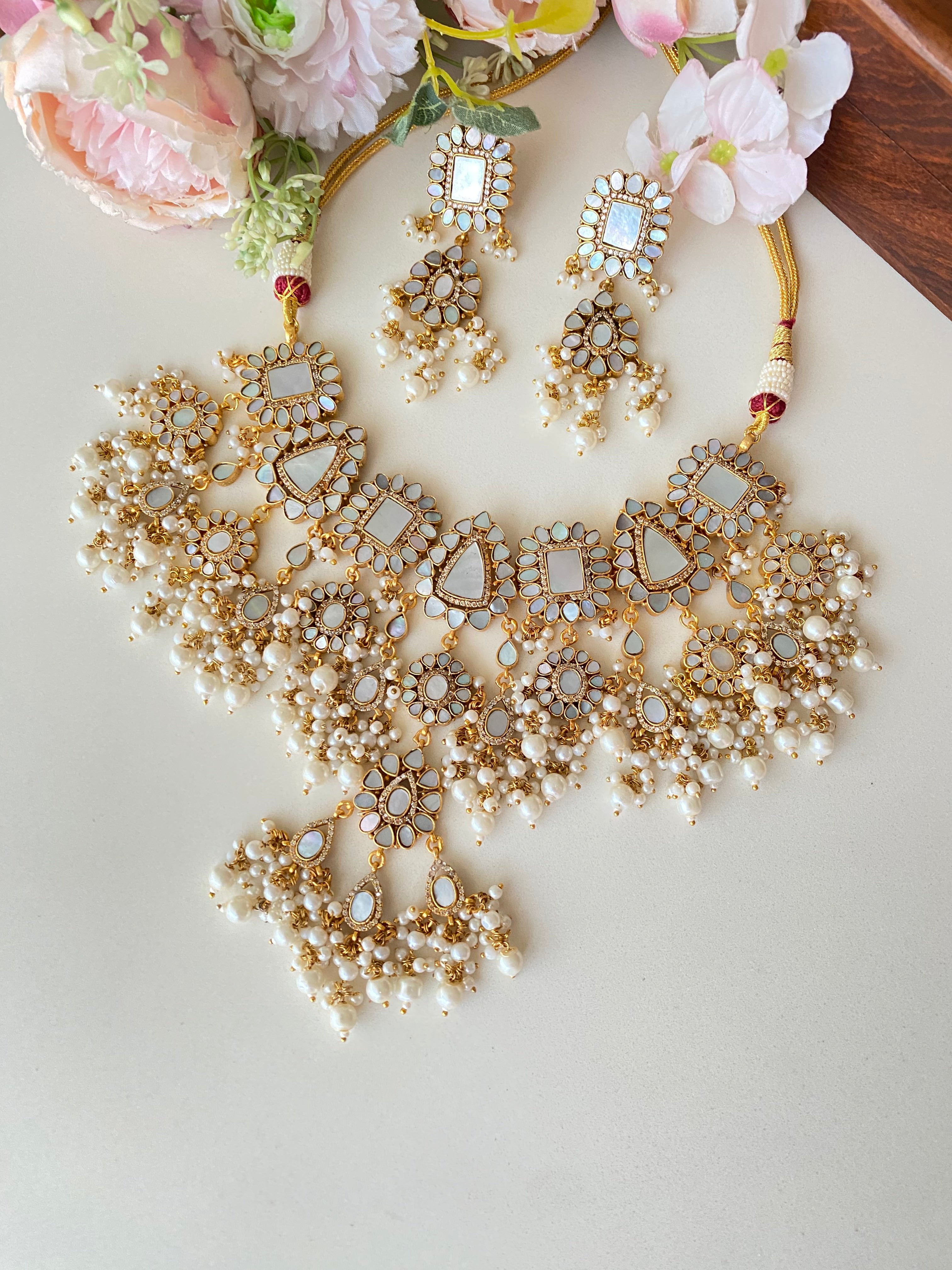 Mother of Pearl Necklace set