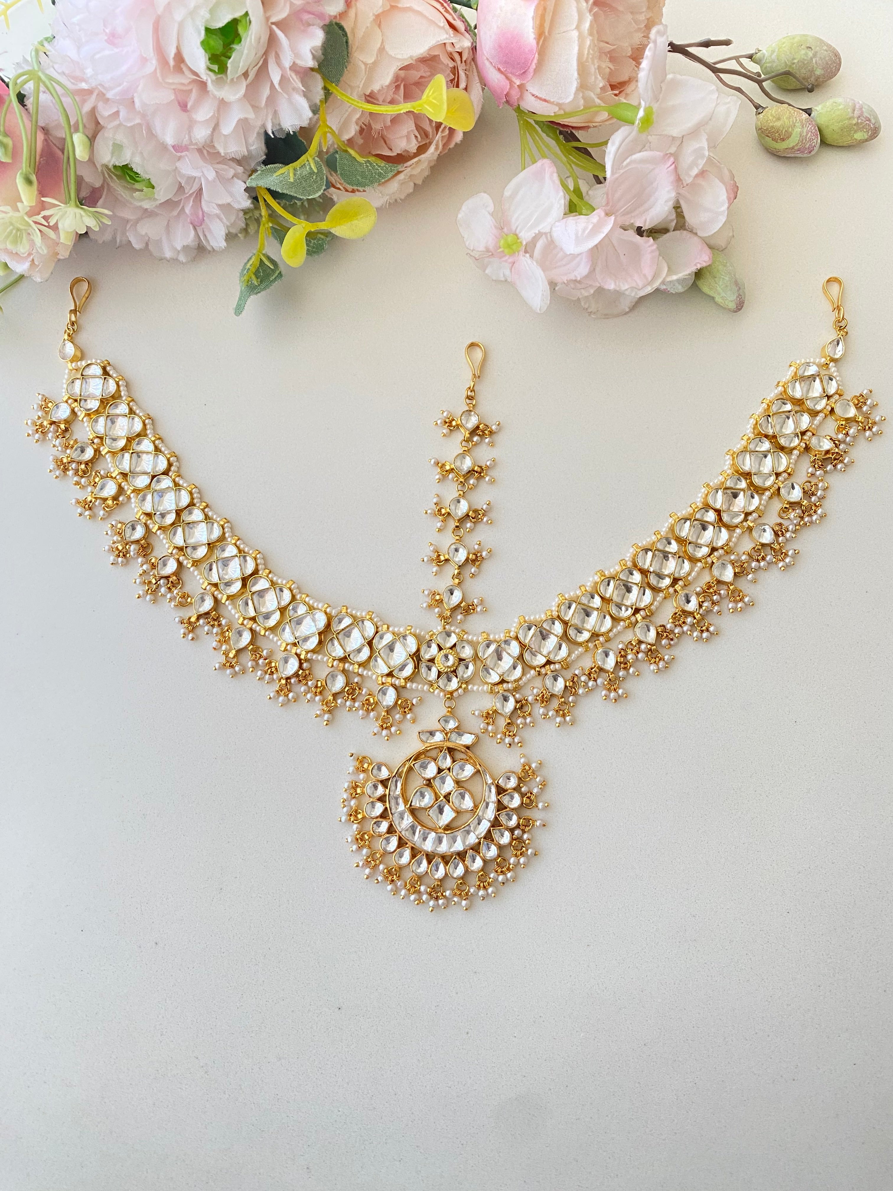 Gold Plated Kundan Mathapatti