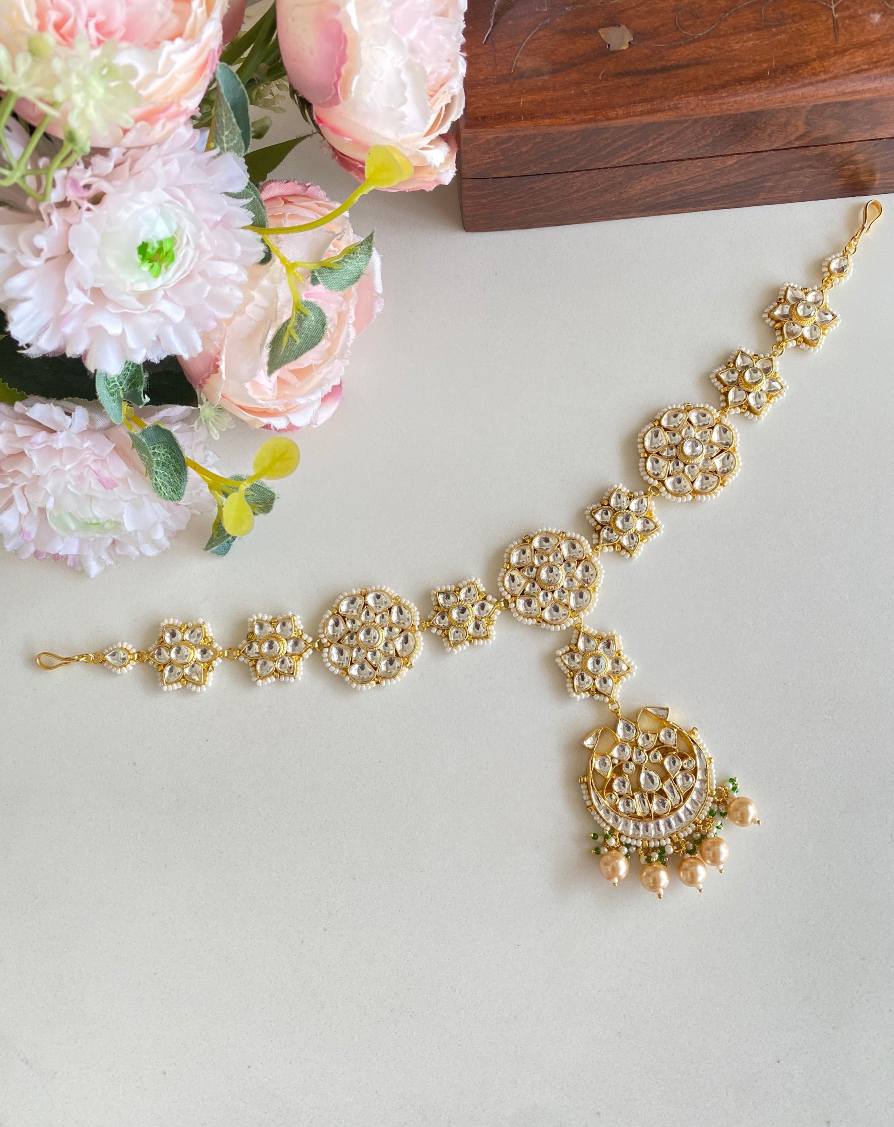 Gold Plated Kundan sheesphool with Tikka