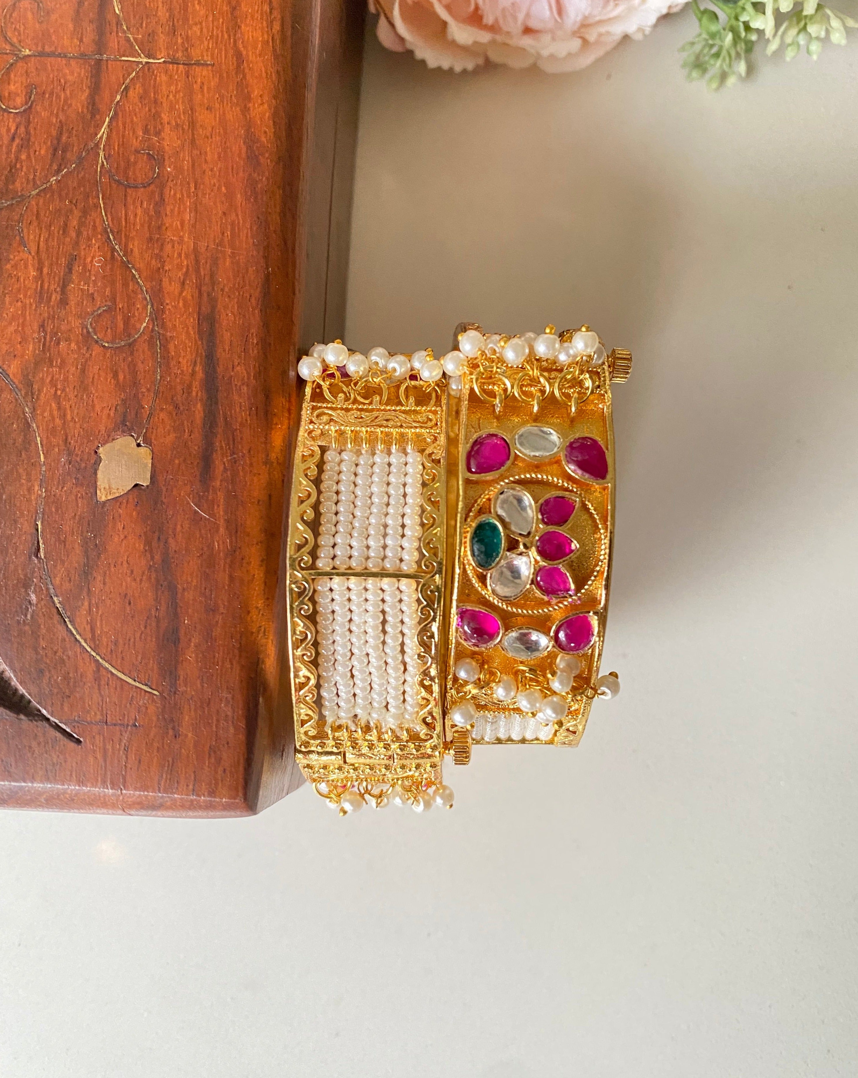 Pink Kundan Bangles