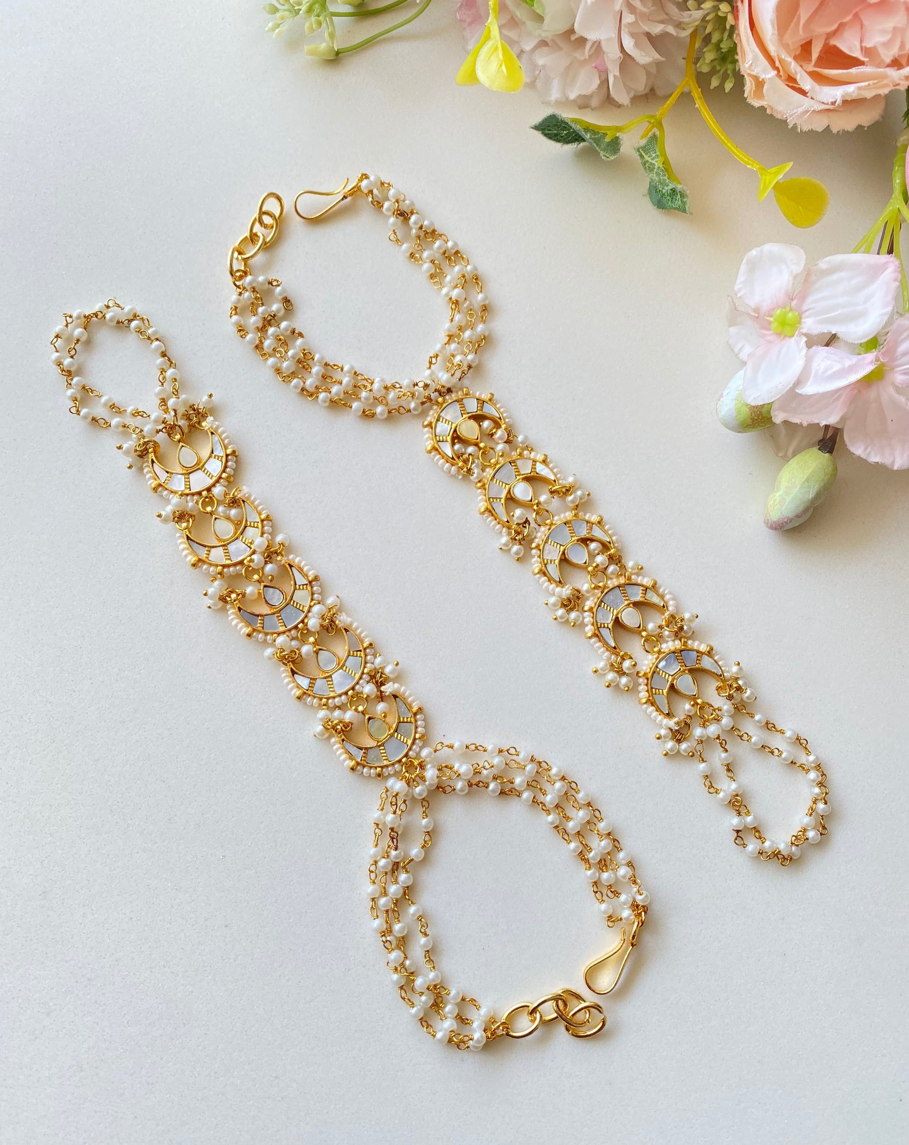 Gold plated Mother of Pearl Hathphool
