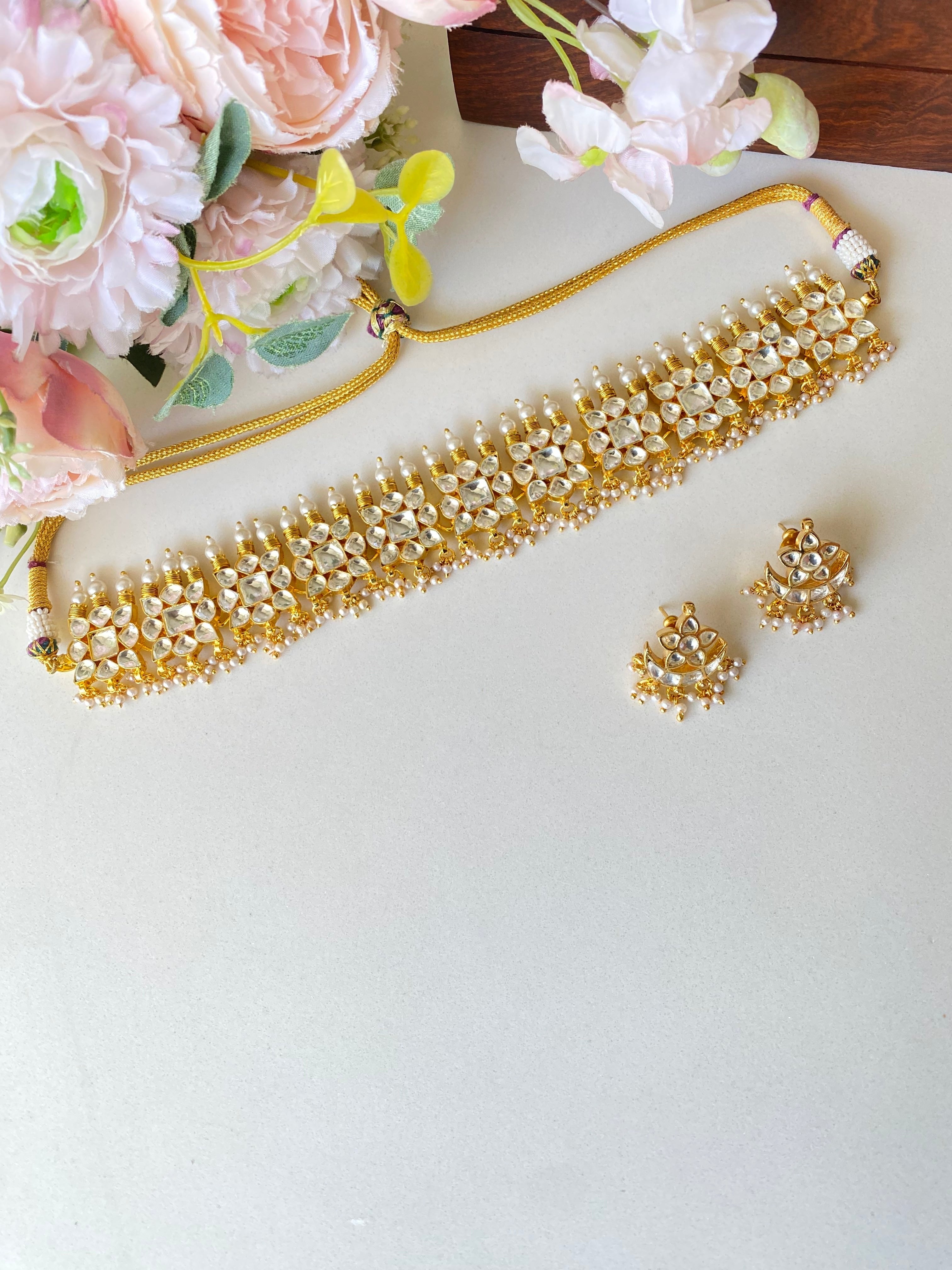 Gold plated Kundan Choker Set