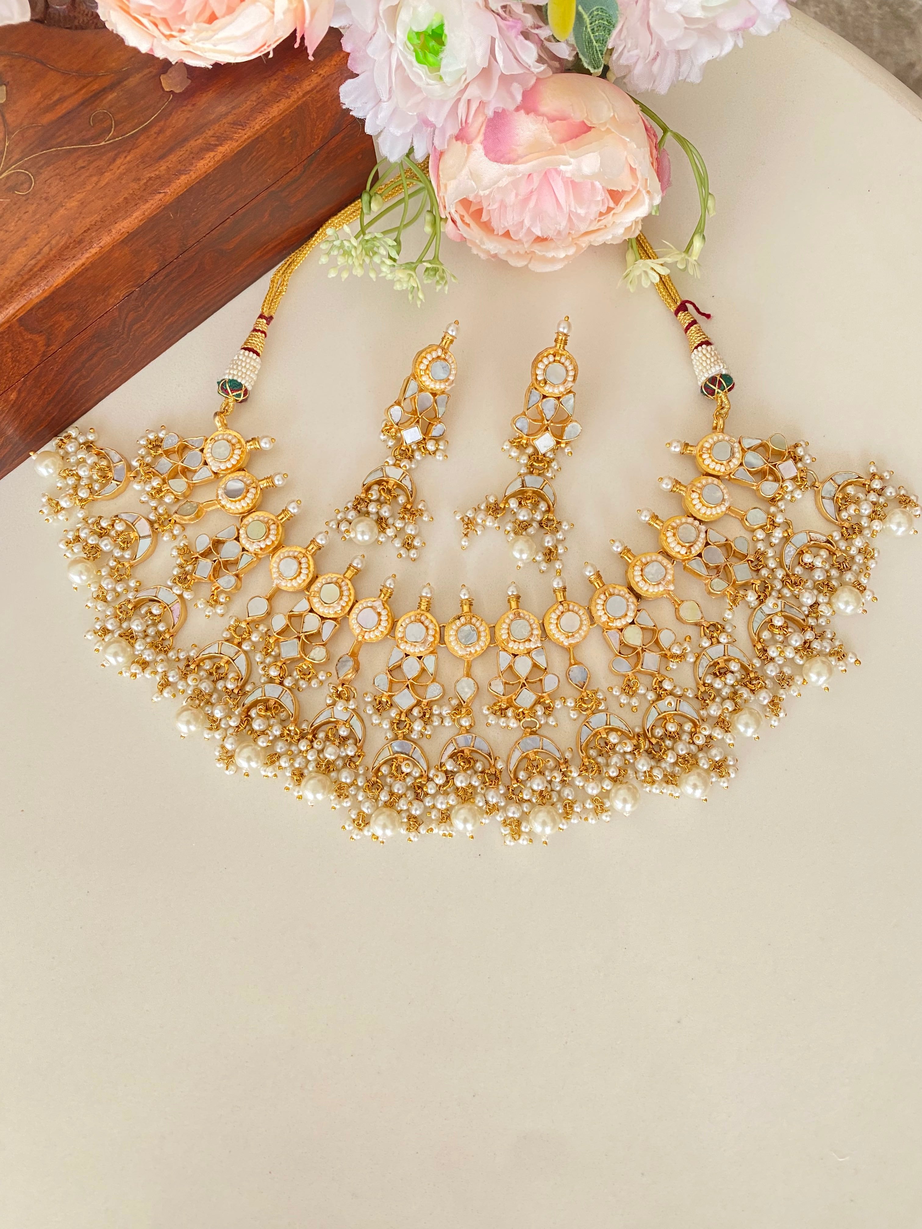 Mother Of Pearl Necklace Set