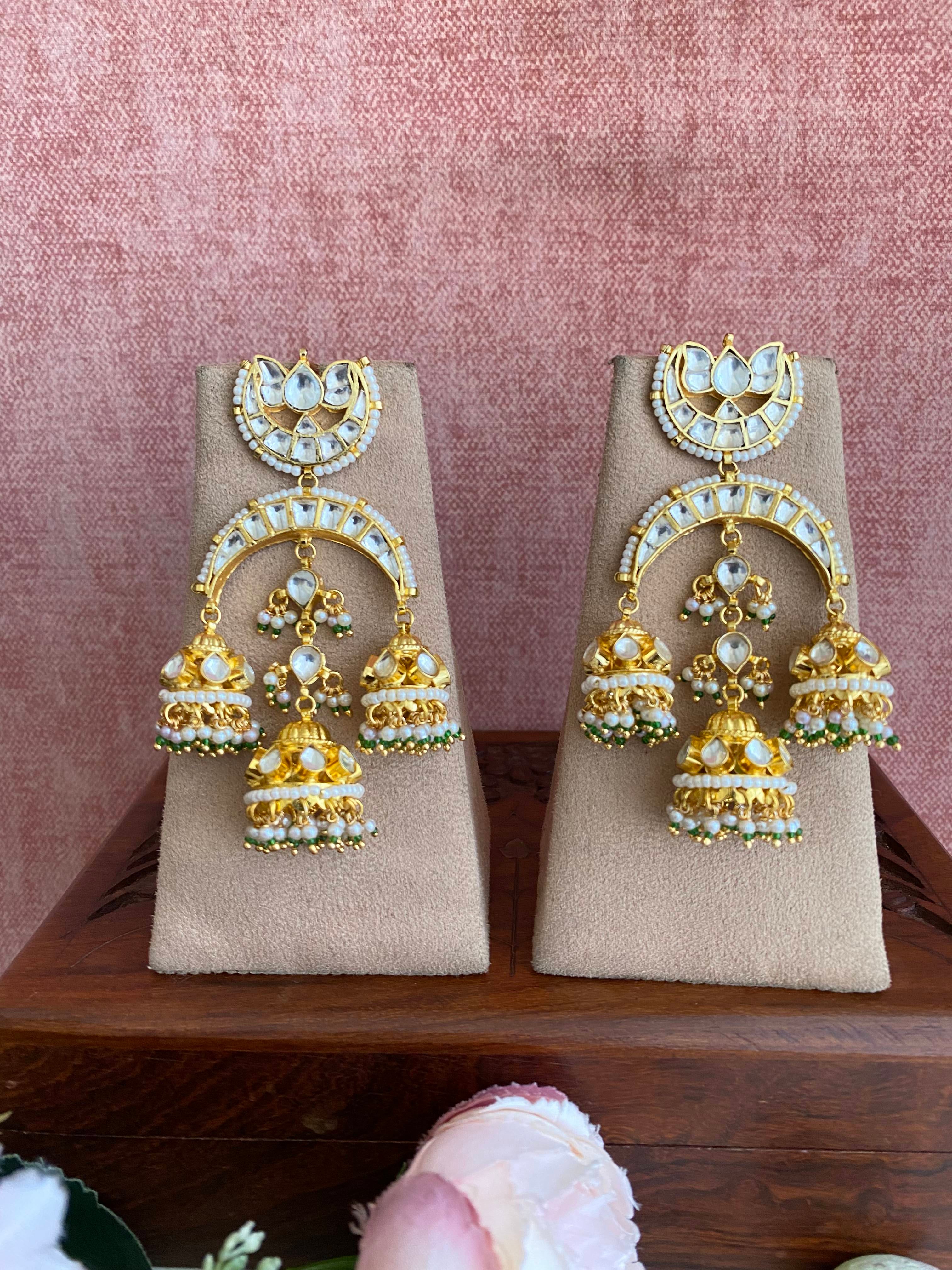 Gold plated Kundan Jhumka Earring