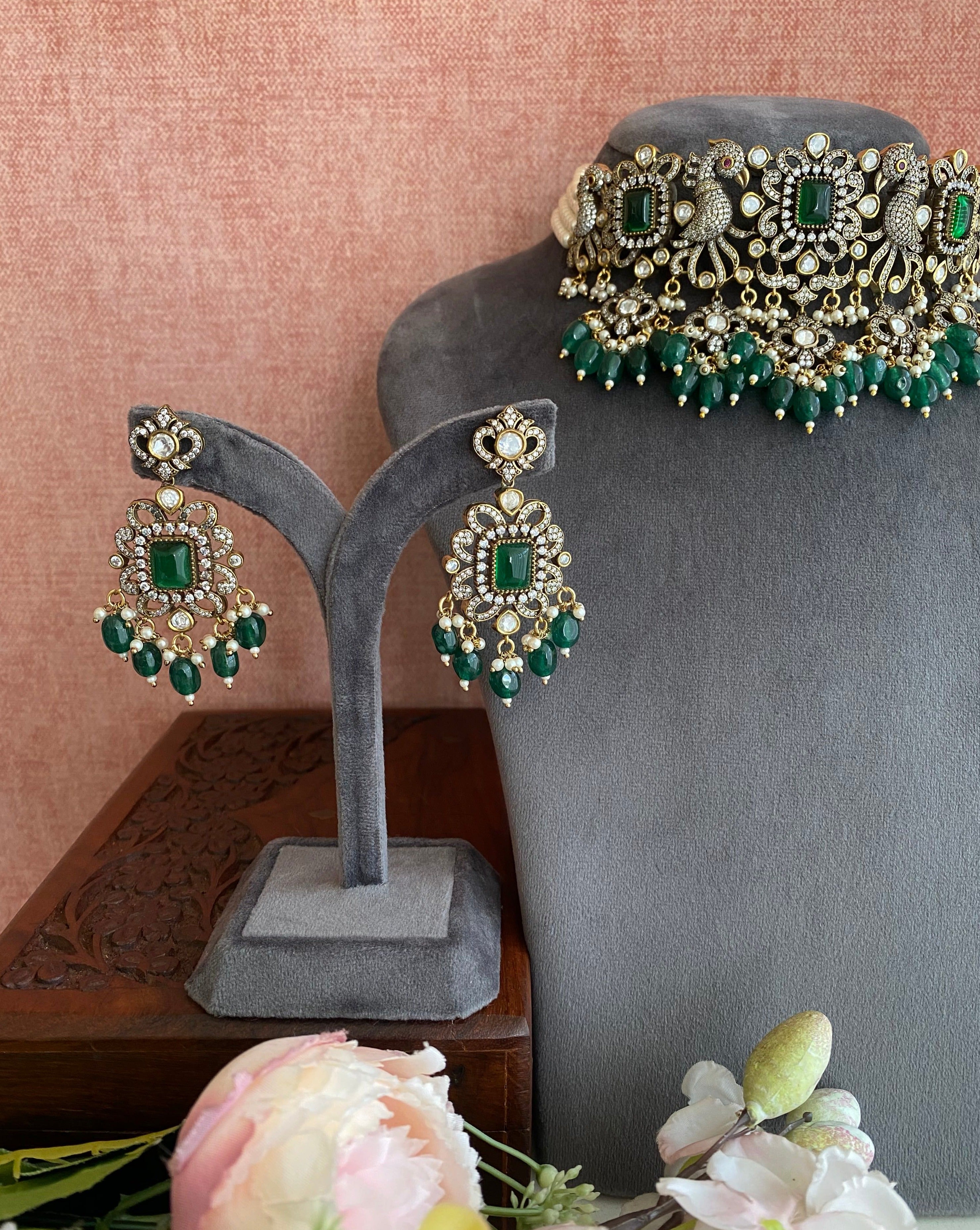 silver plated Mossanite Green stone choker set
