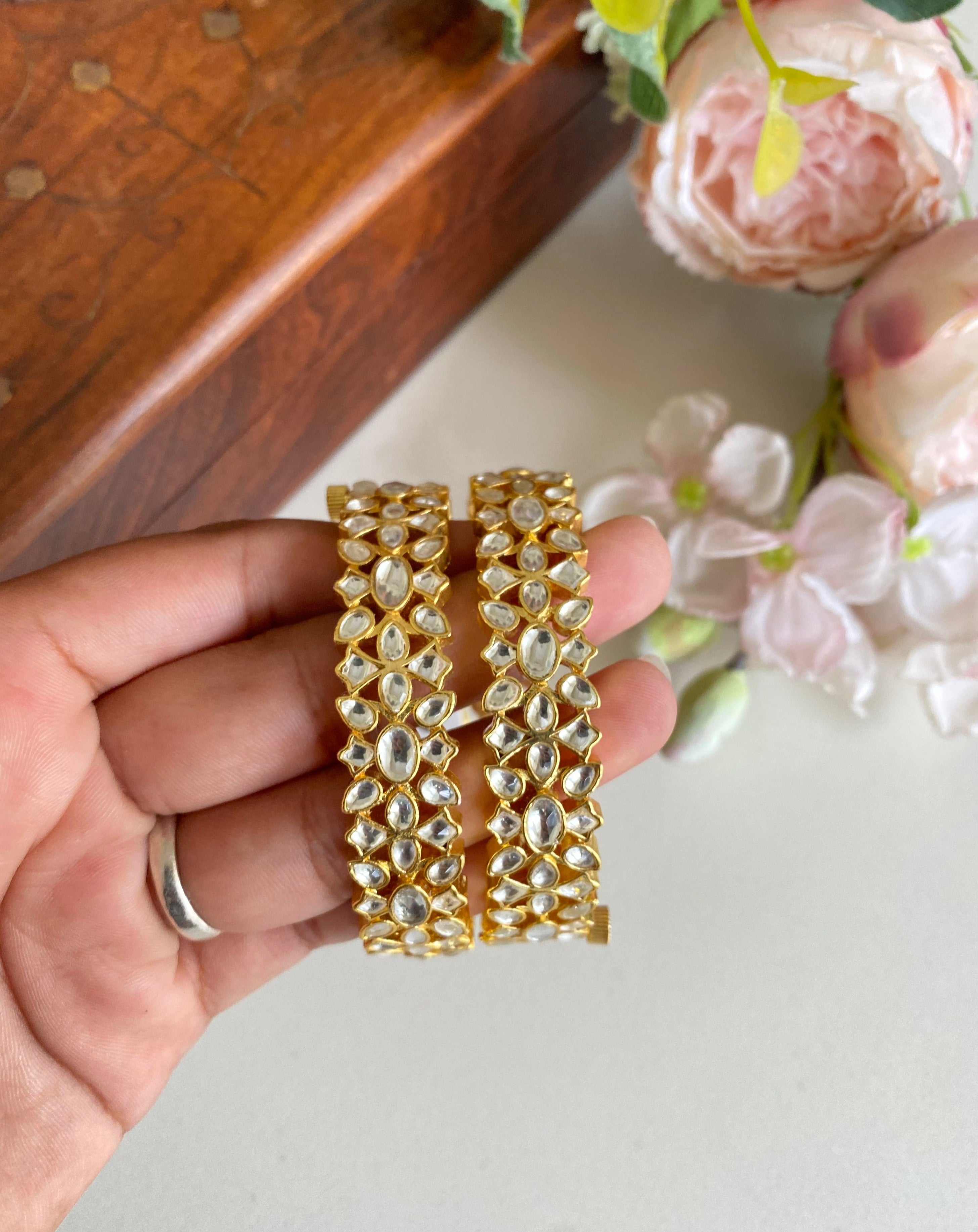 Gold plated Kundan Bangle