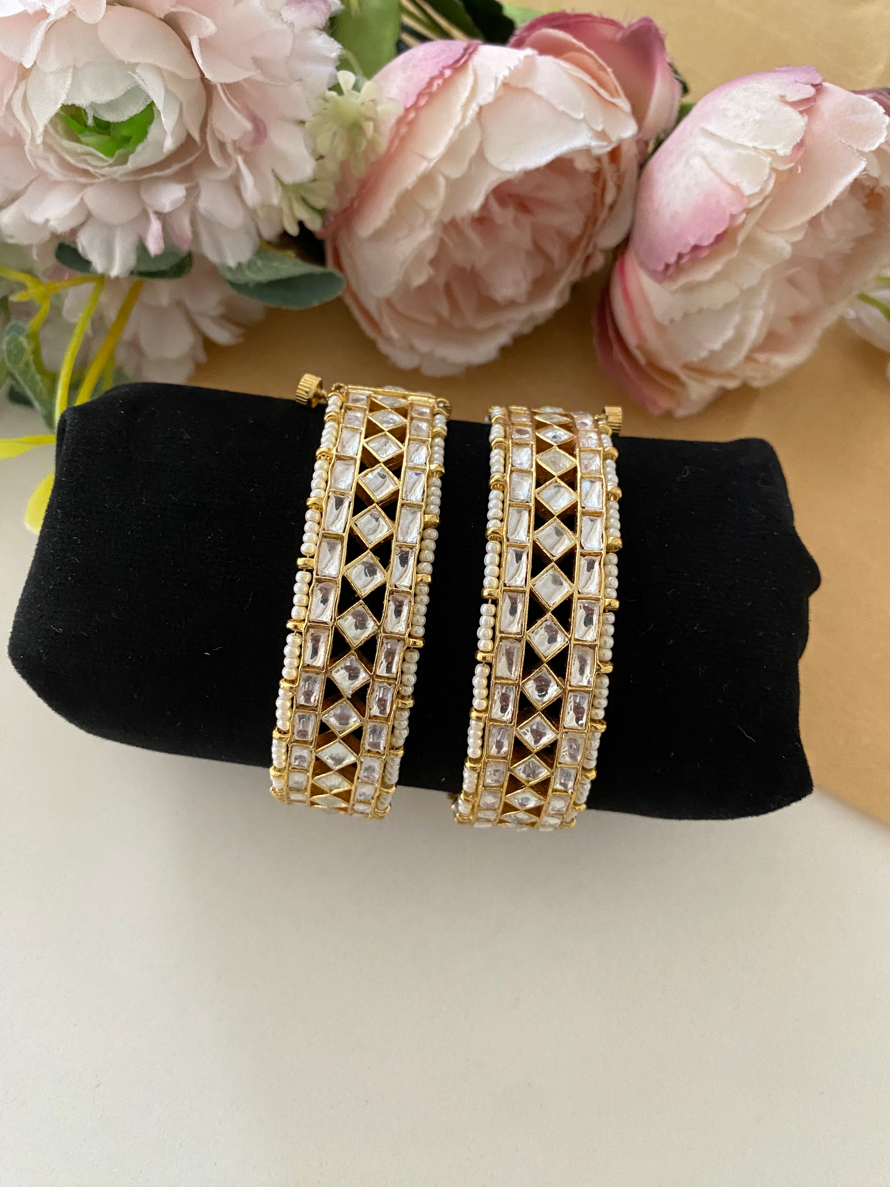Gold plated Kundan Bangle