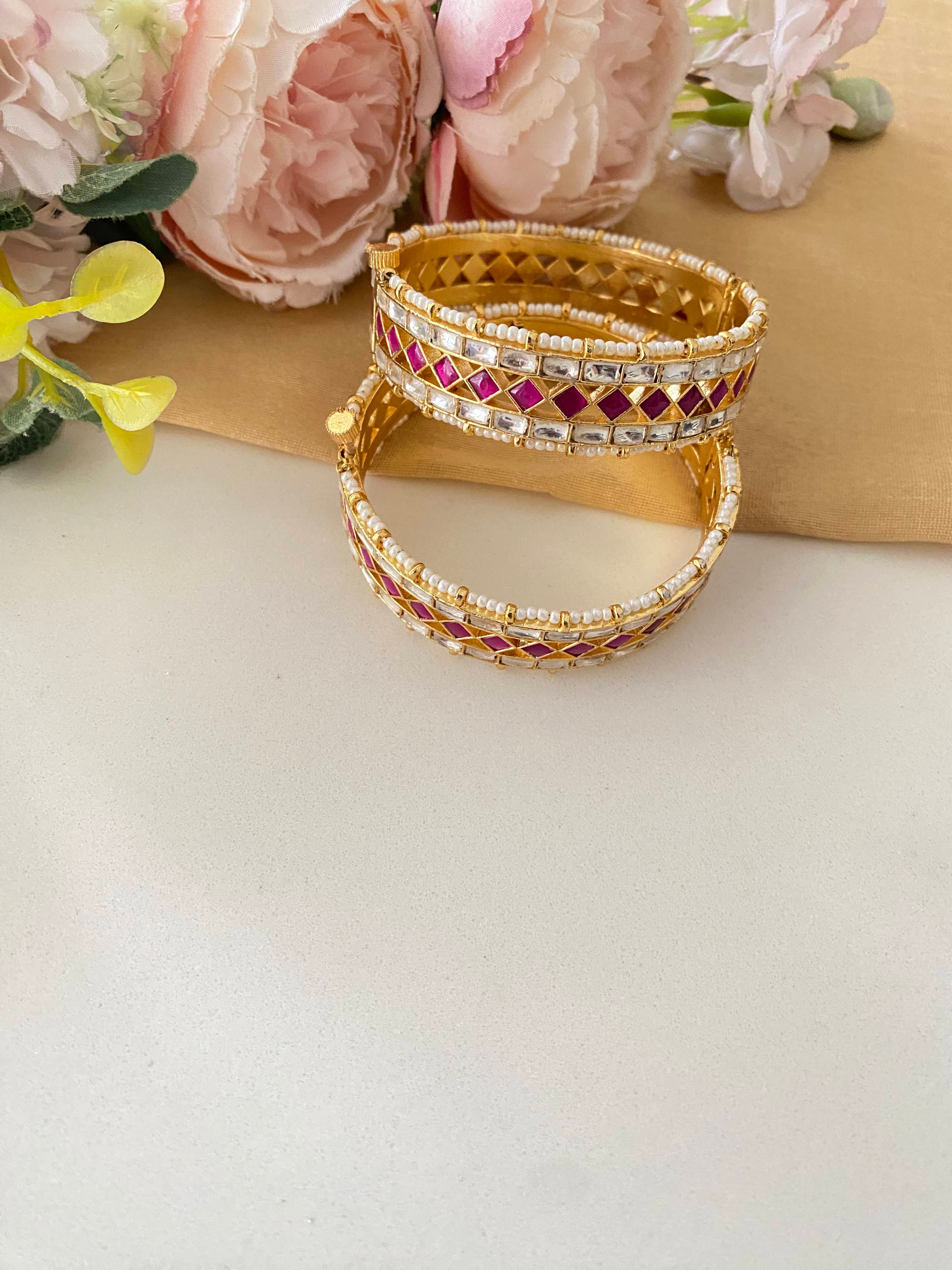 Gold plated Pink Kundan Bangle
