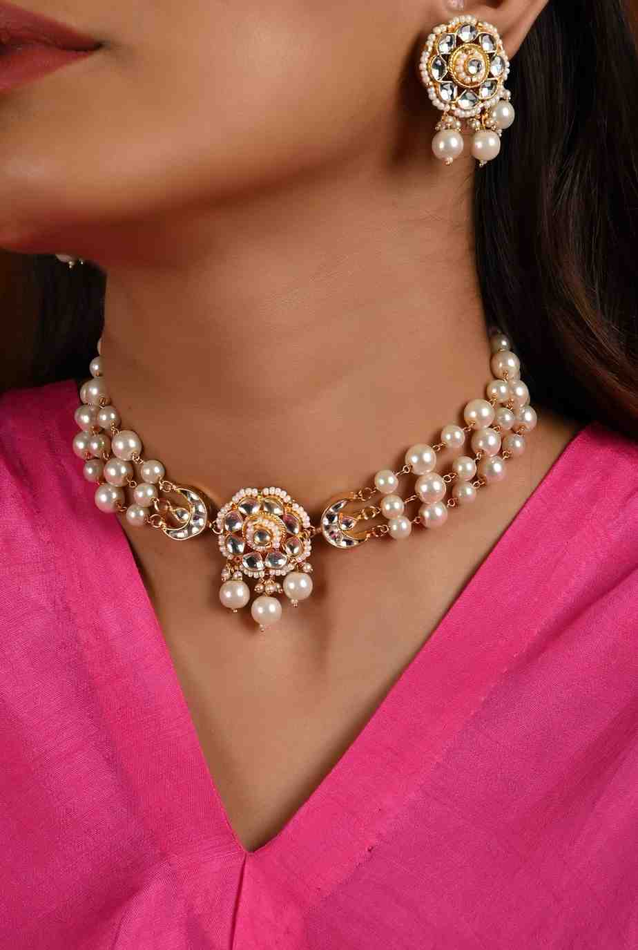 Gold plated Kundan Choker Set