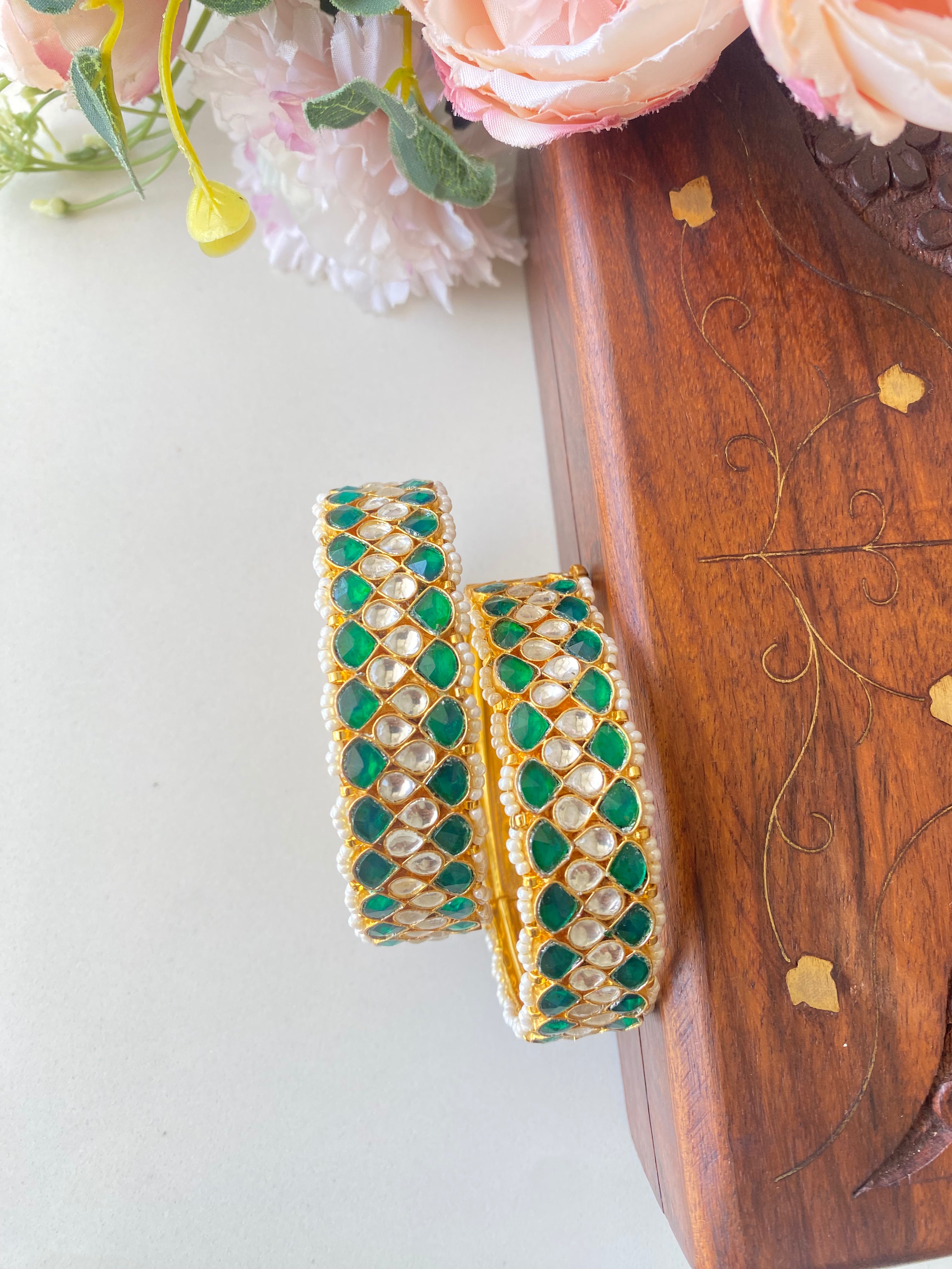 Gold plated Green Kundan Bangles